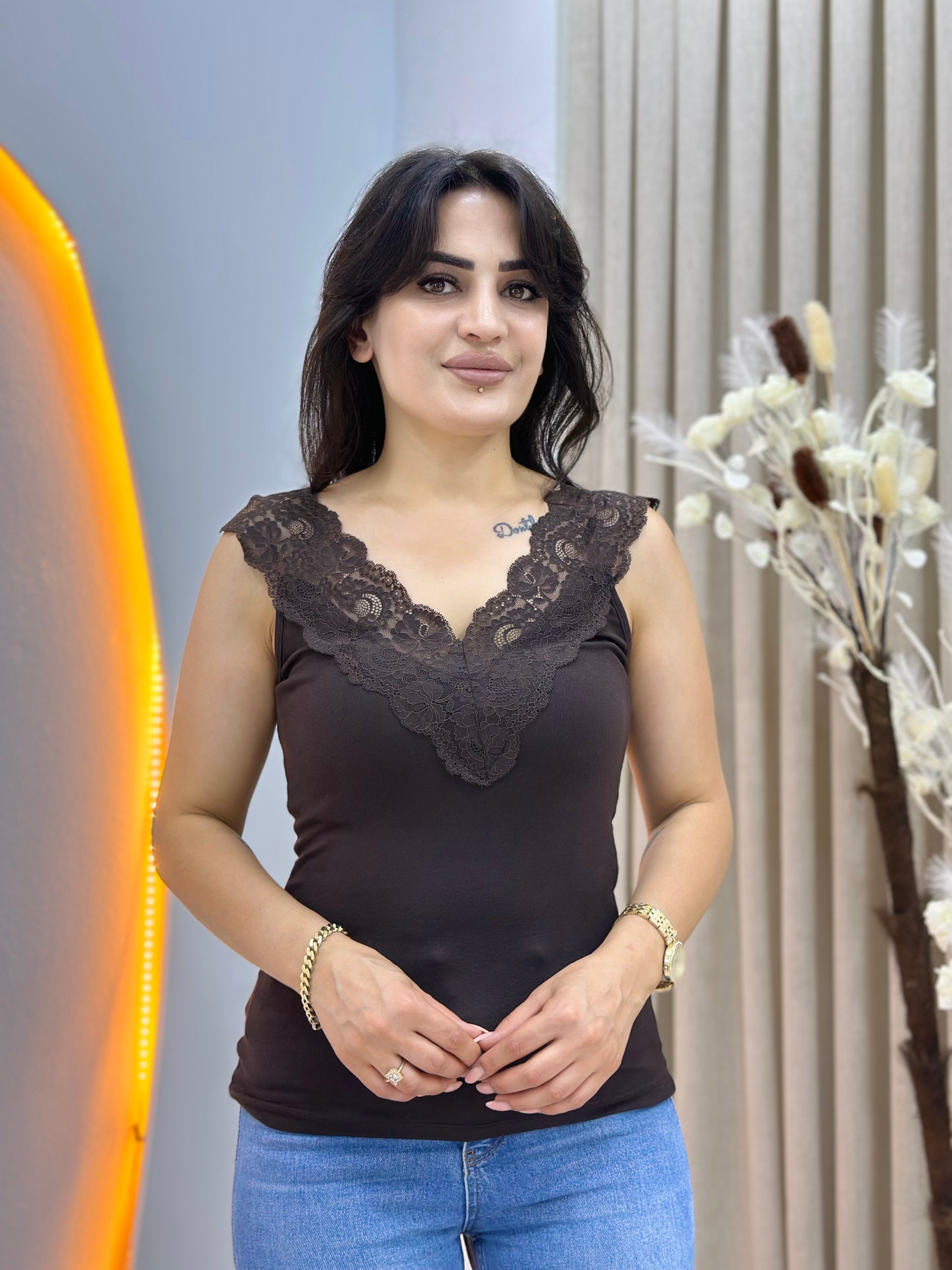 Libo Kahve V Yaka Güpür Dantelli Atlet D154
