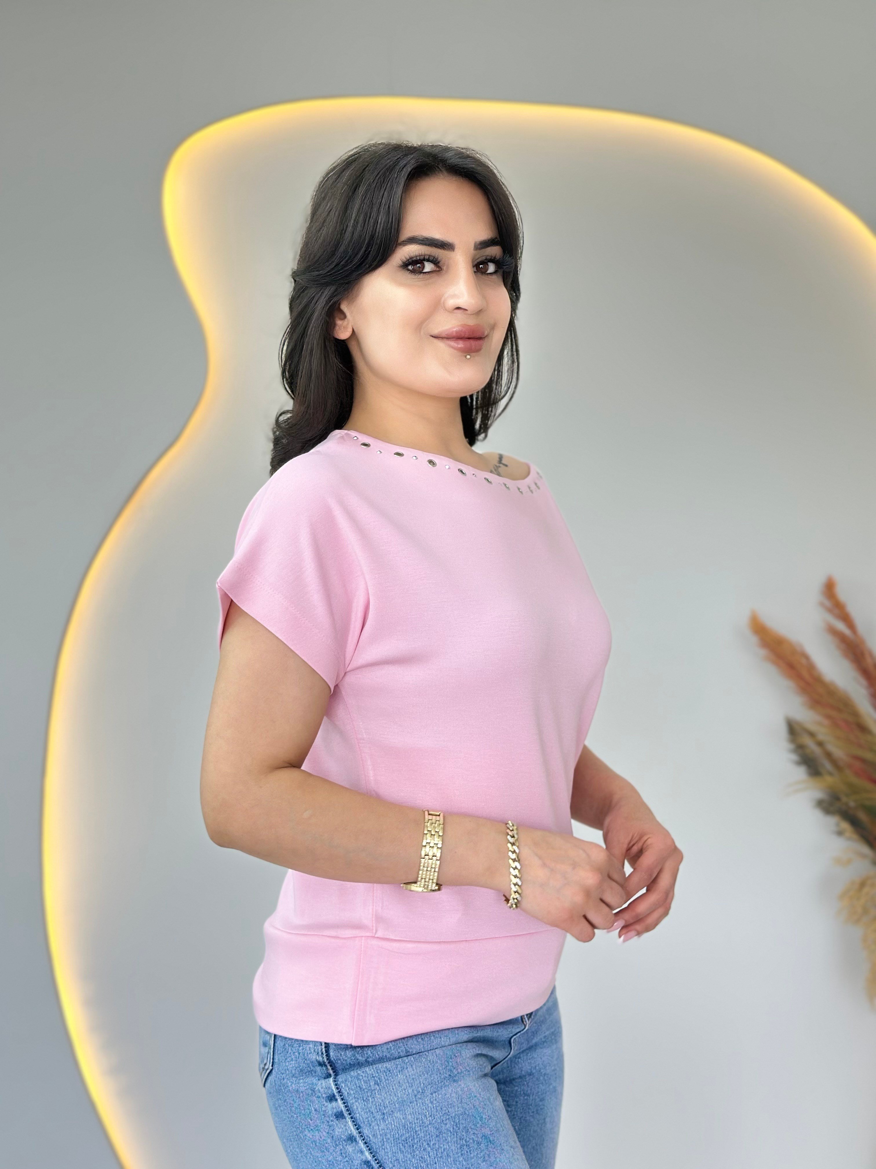 Lunes Pembe Kayık Yaka Kuş Gözü Detaylı Kısa Kol Bluz D115