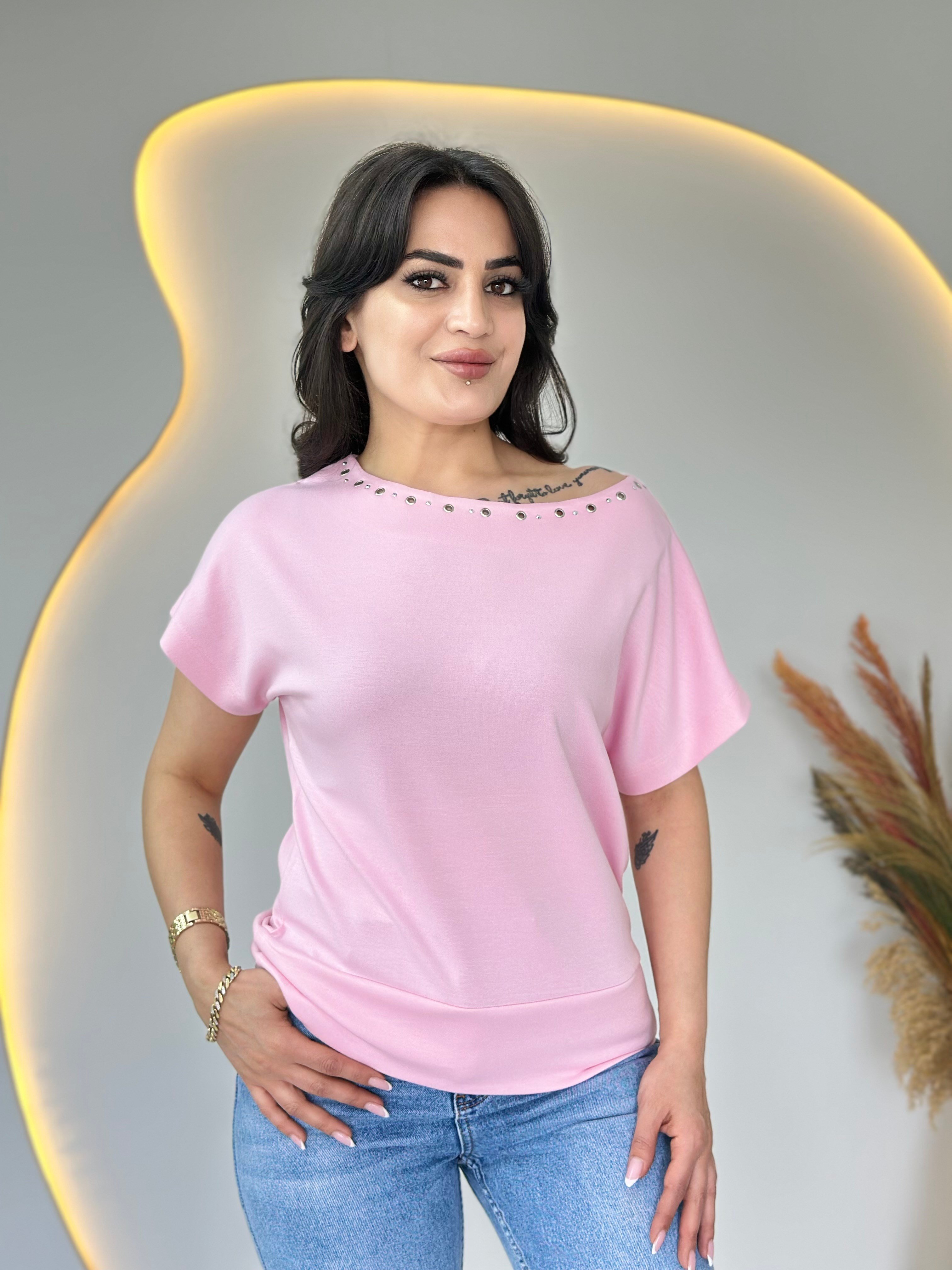 Lunes Pembe Kayık Yaka Kuş Gözü Detaylı Kısa Kol Bluz D115