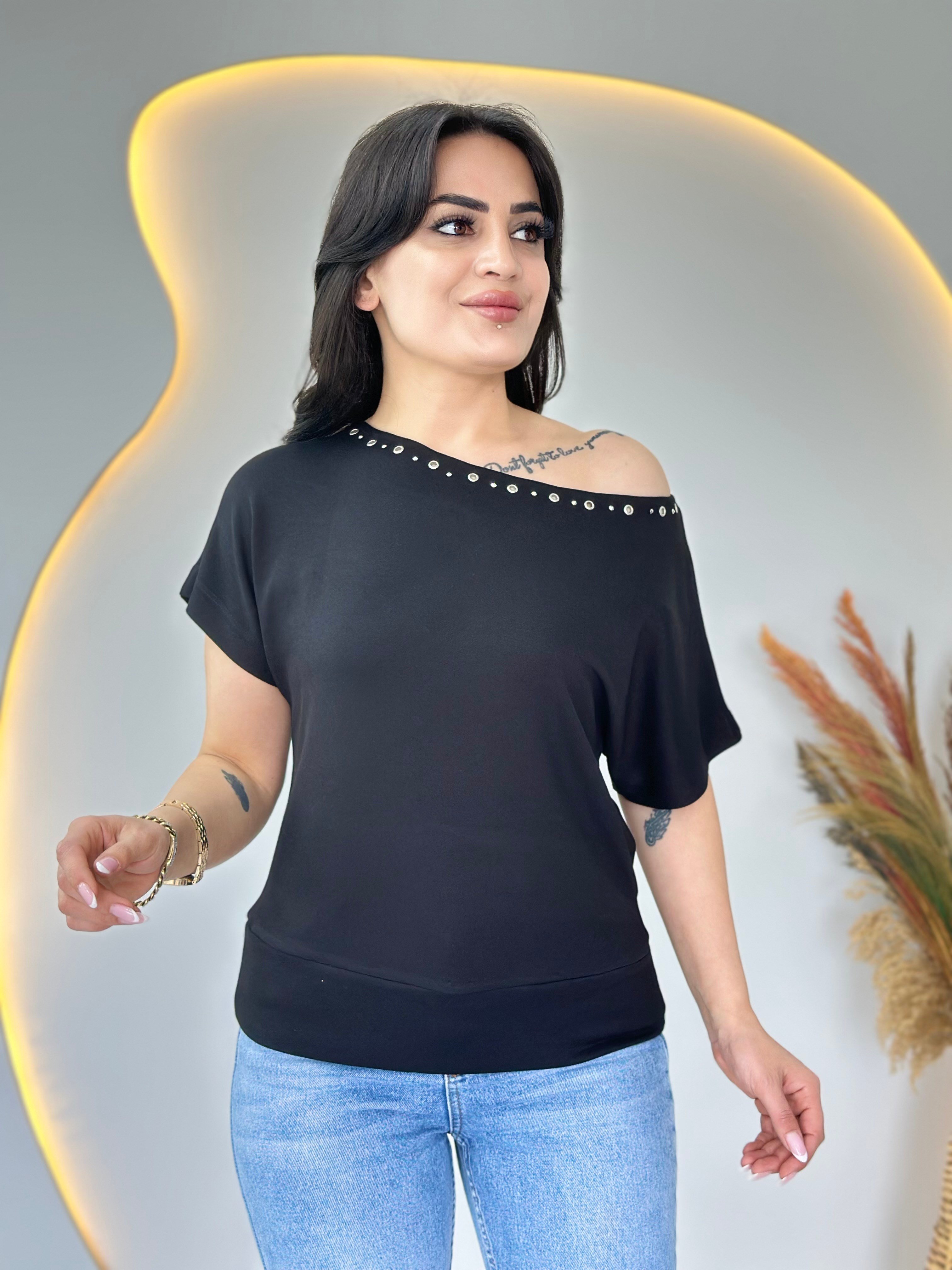 Lunes Siyah Kayık Yaka Kuş Gözü Detaylı Kısa Kol Bluz D115