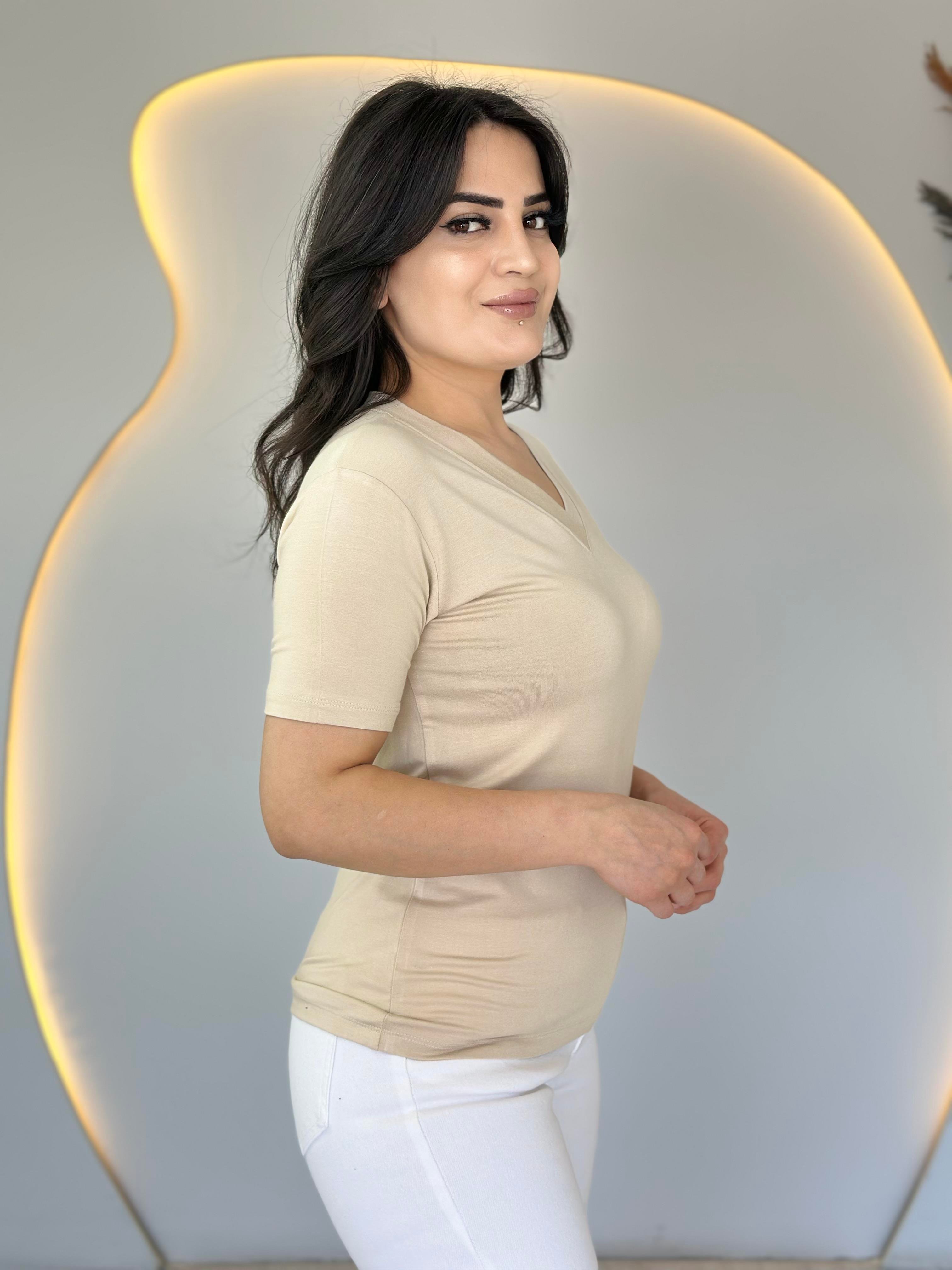 May Bej V Yaka Basic Tshirt D031