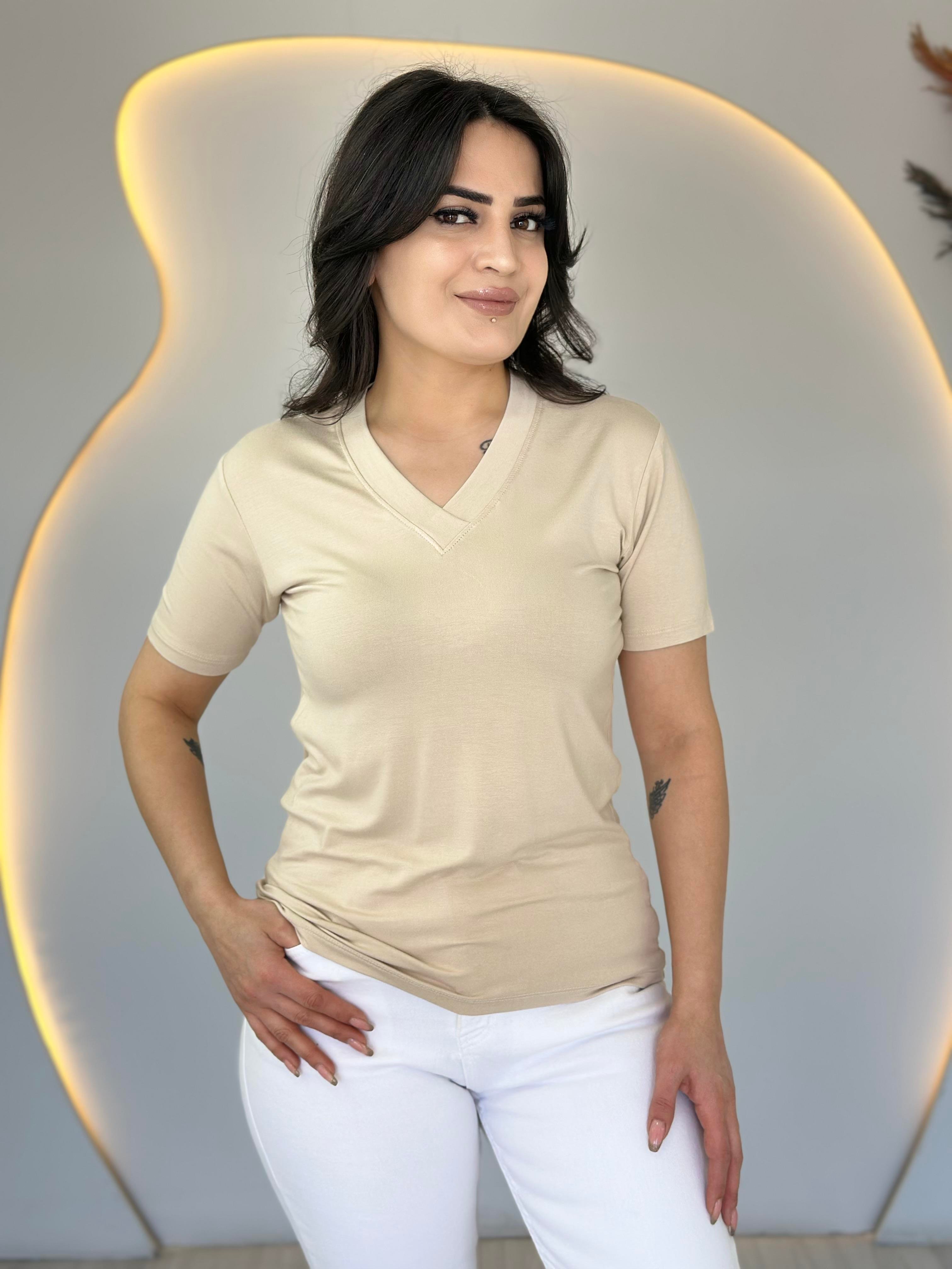 May Bej V Yaka Basic Tshirt D031