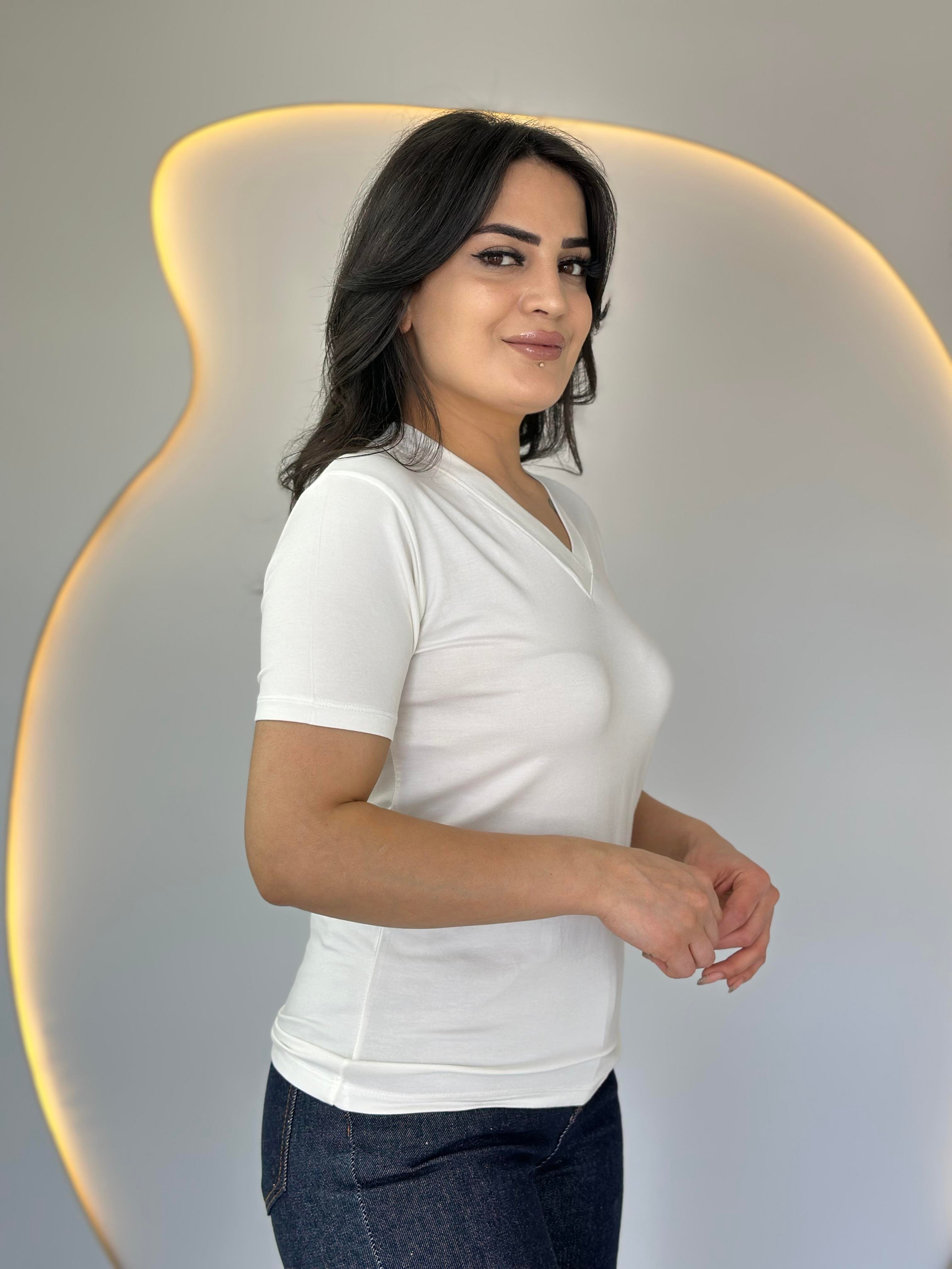 May Ekru V Yaka Basic Tshirt D031