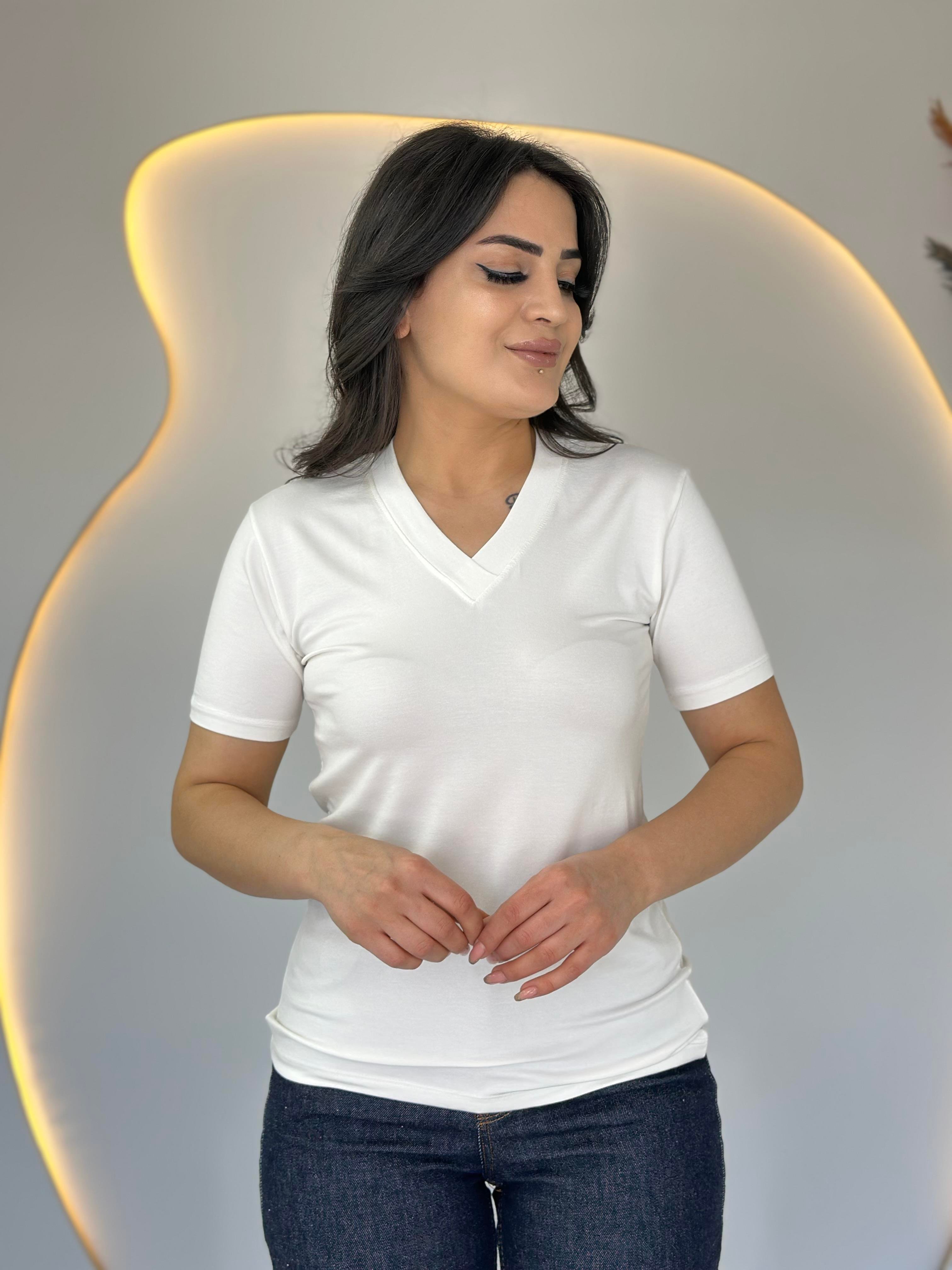 May Ekru V Yaka Basic Tshirt D031