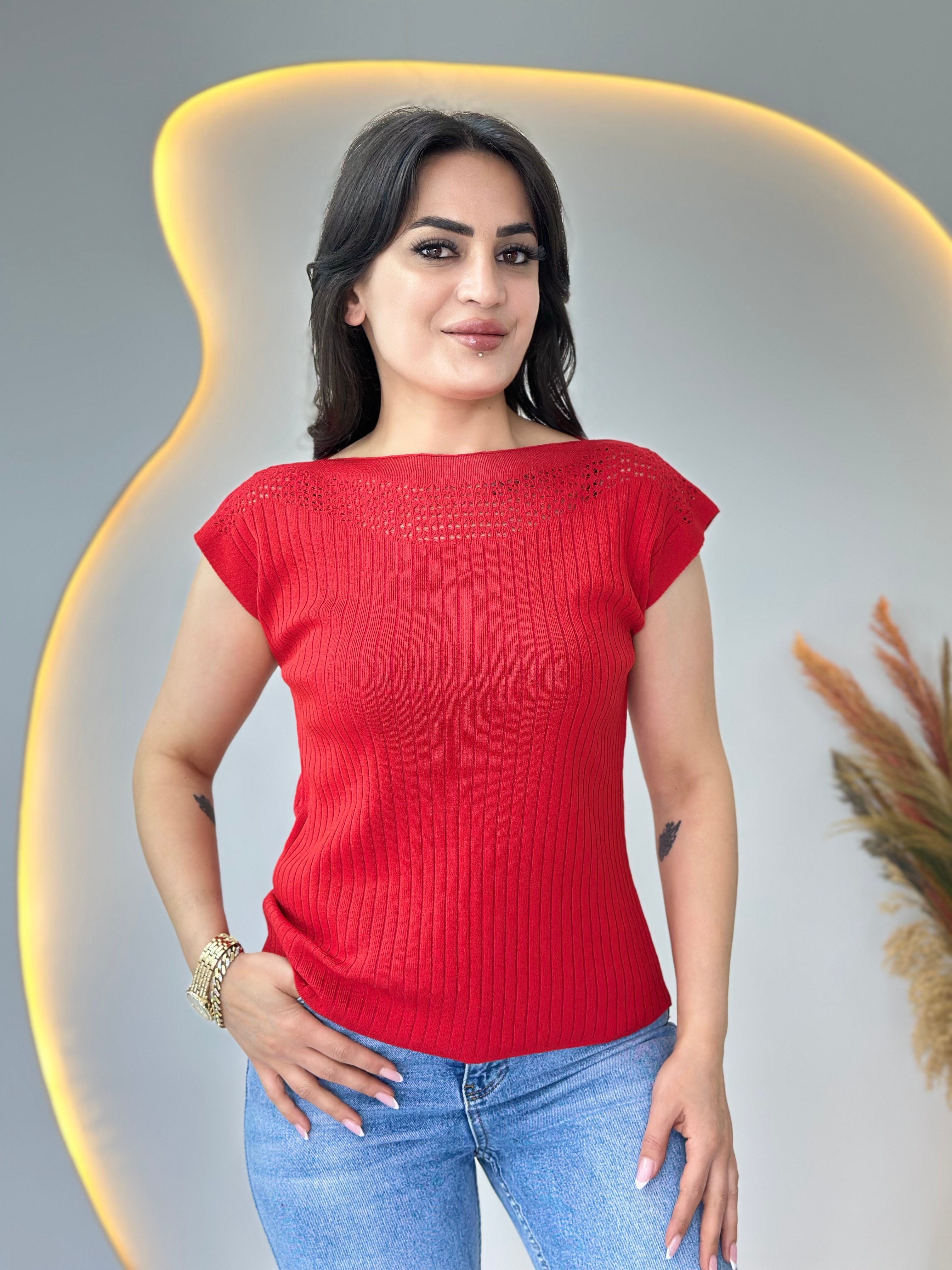 Pote Kırmızı Yaka Ajurlu Mevsimlik Triko Bluz D111