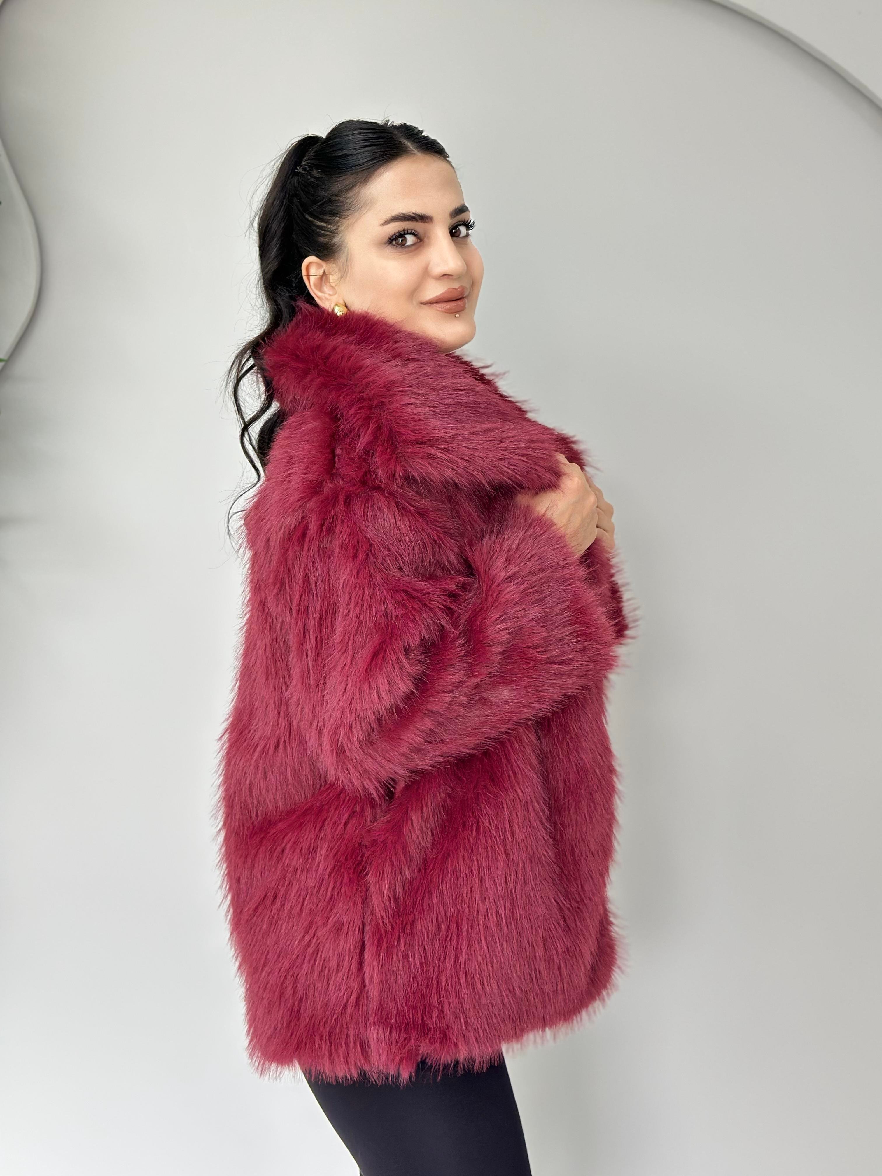 Ruby Bordo Çıtçıt Astarlı Kürk Kaban A705