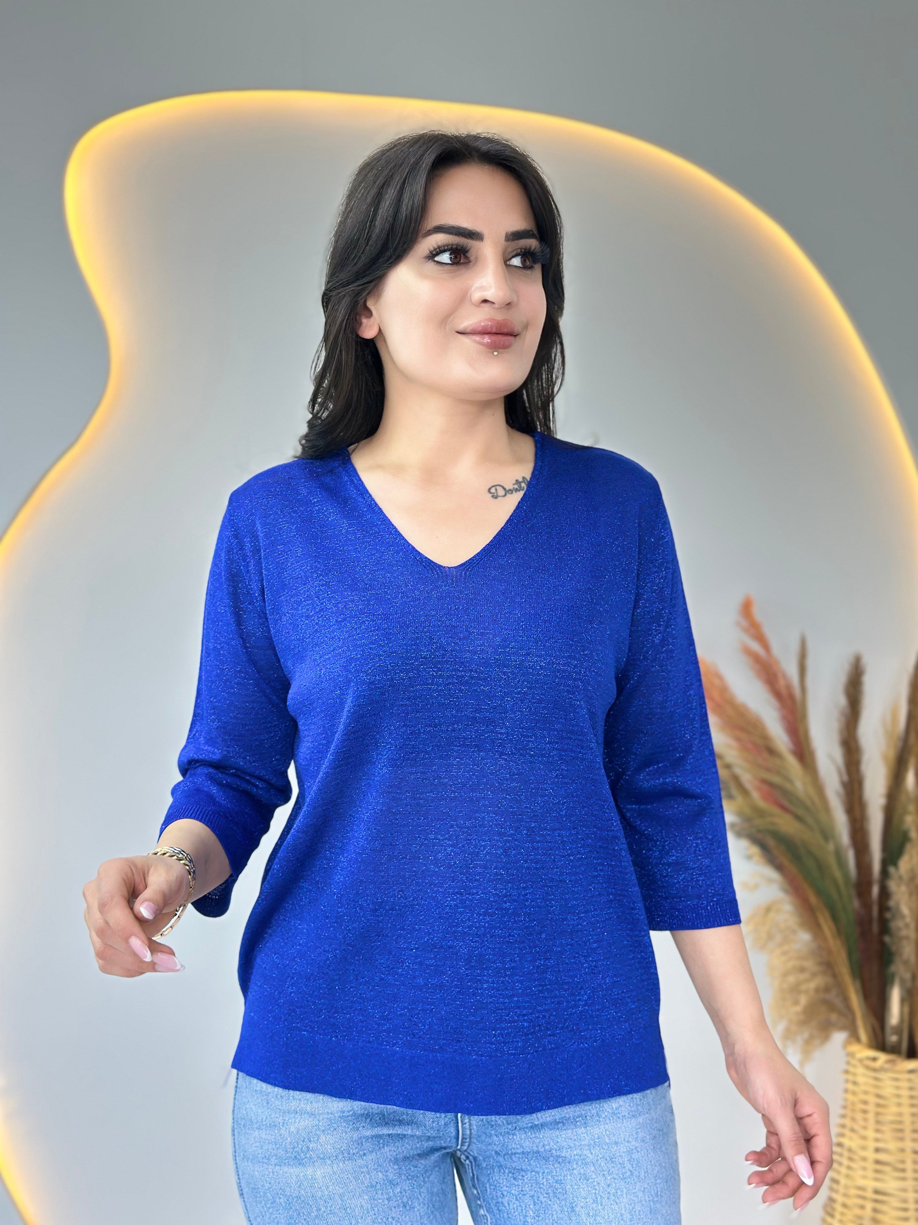 Suzy Saks Mavi V Yaka Sim İşlemeli Merserize Bluz D116