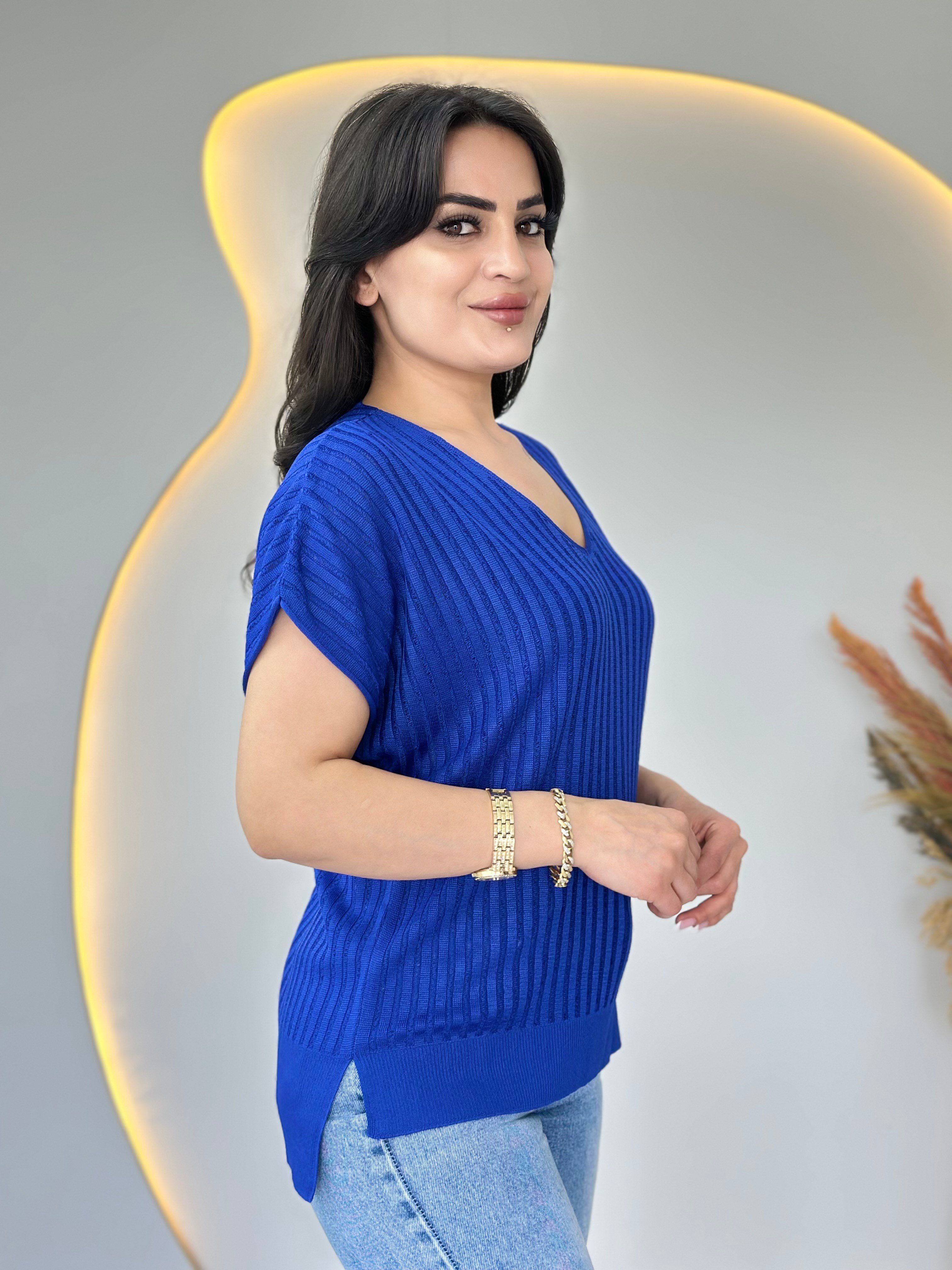 Tista Saks Mavi V Yaka Düşük Omuz Fileli Merserize Bluz D114