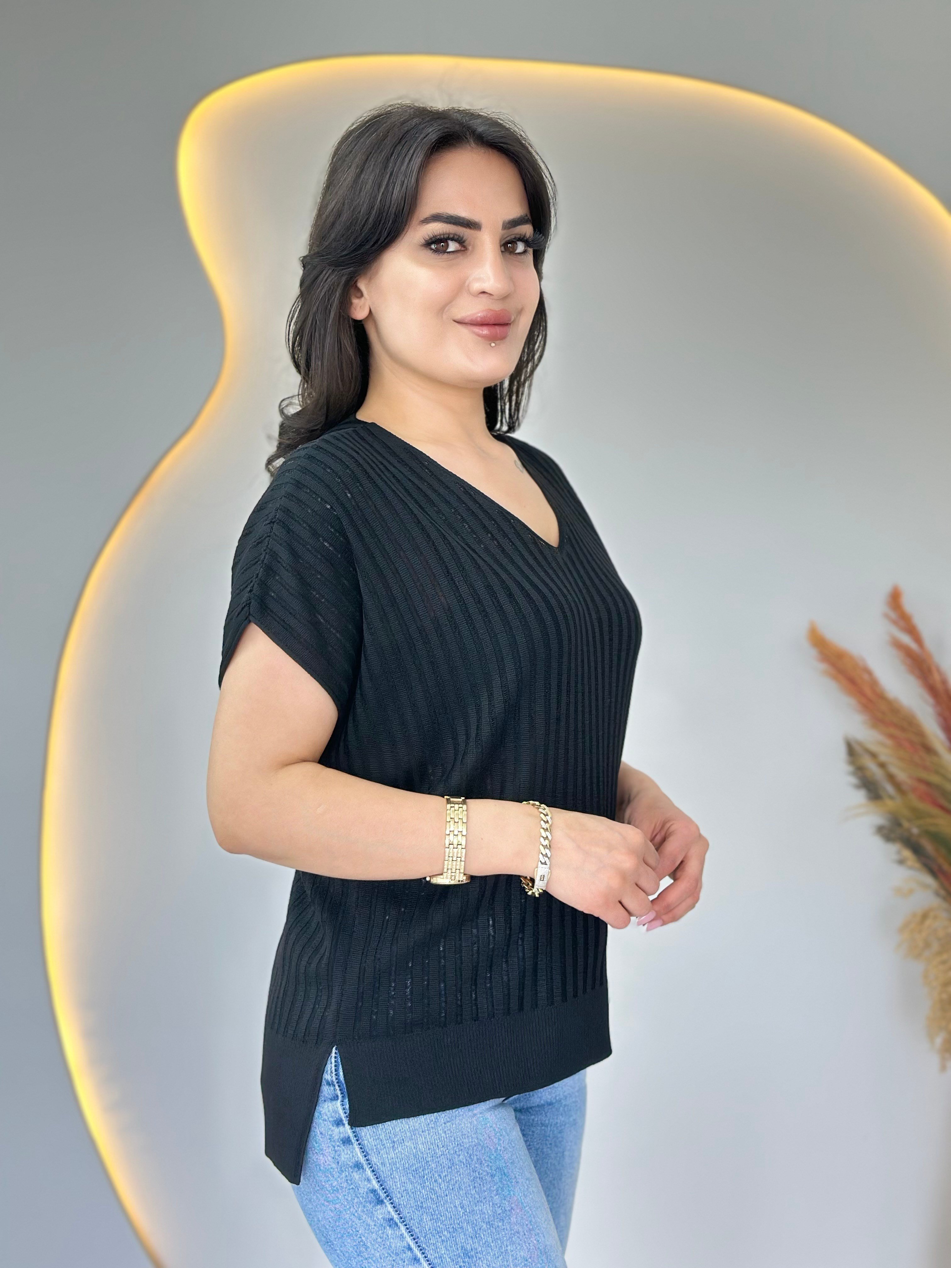 Tista Siyah V Yaka Düşük Omuz Fileli Merserize Bluz D114