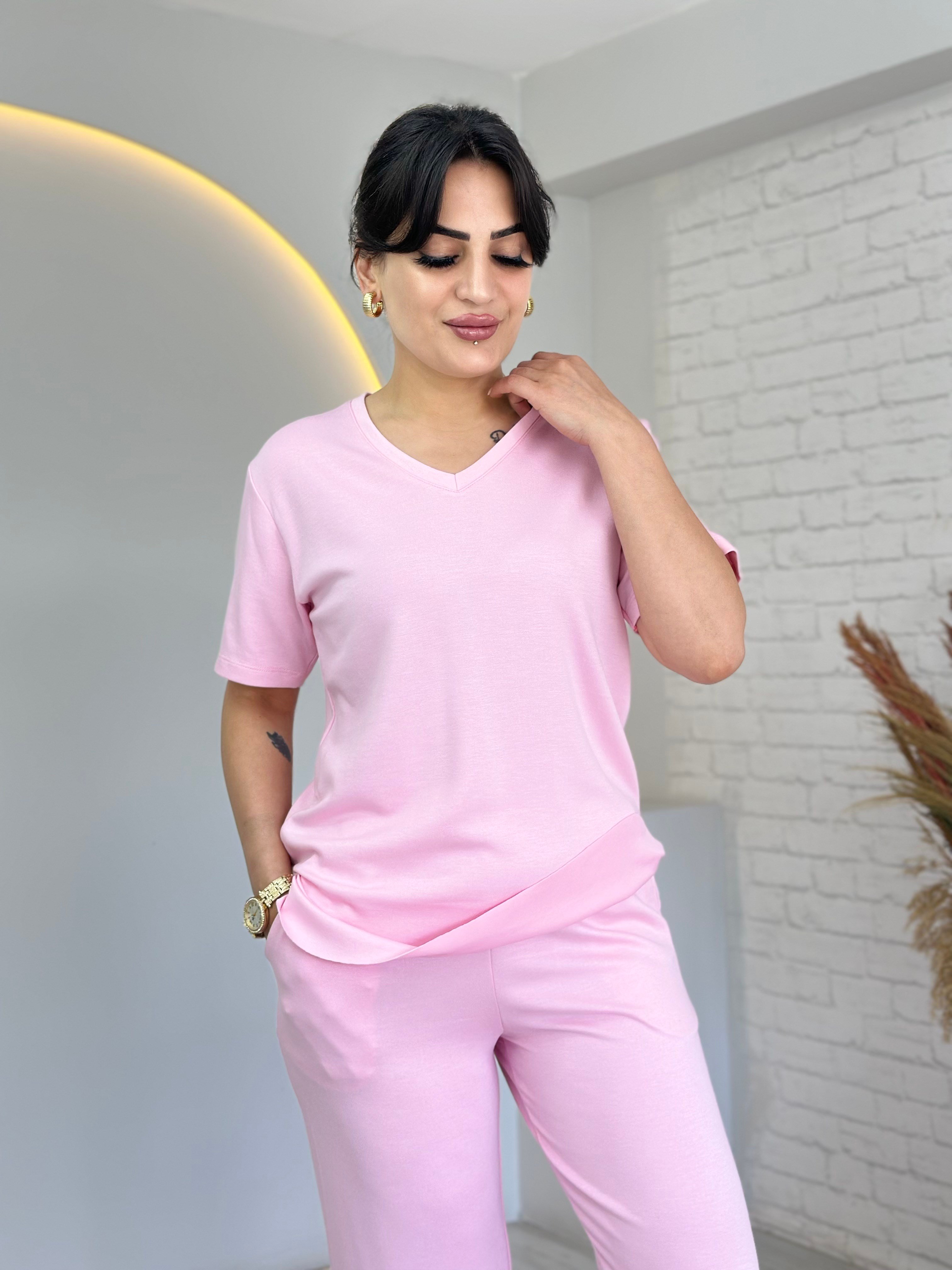 Tofi Pembe V Yaka İpek Modal Kumaş Kolu Paçası Çıtçıtlı Takım D133