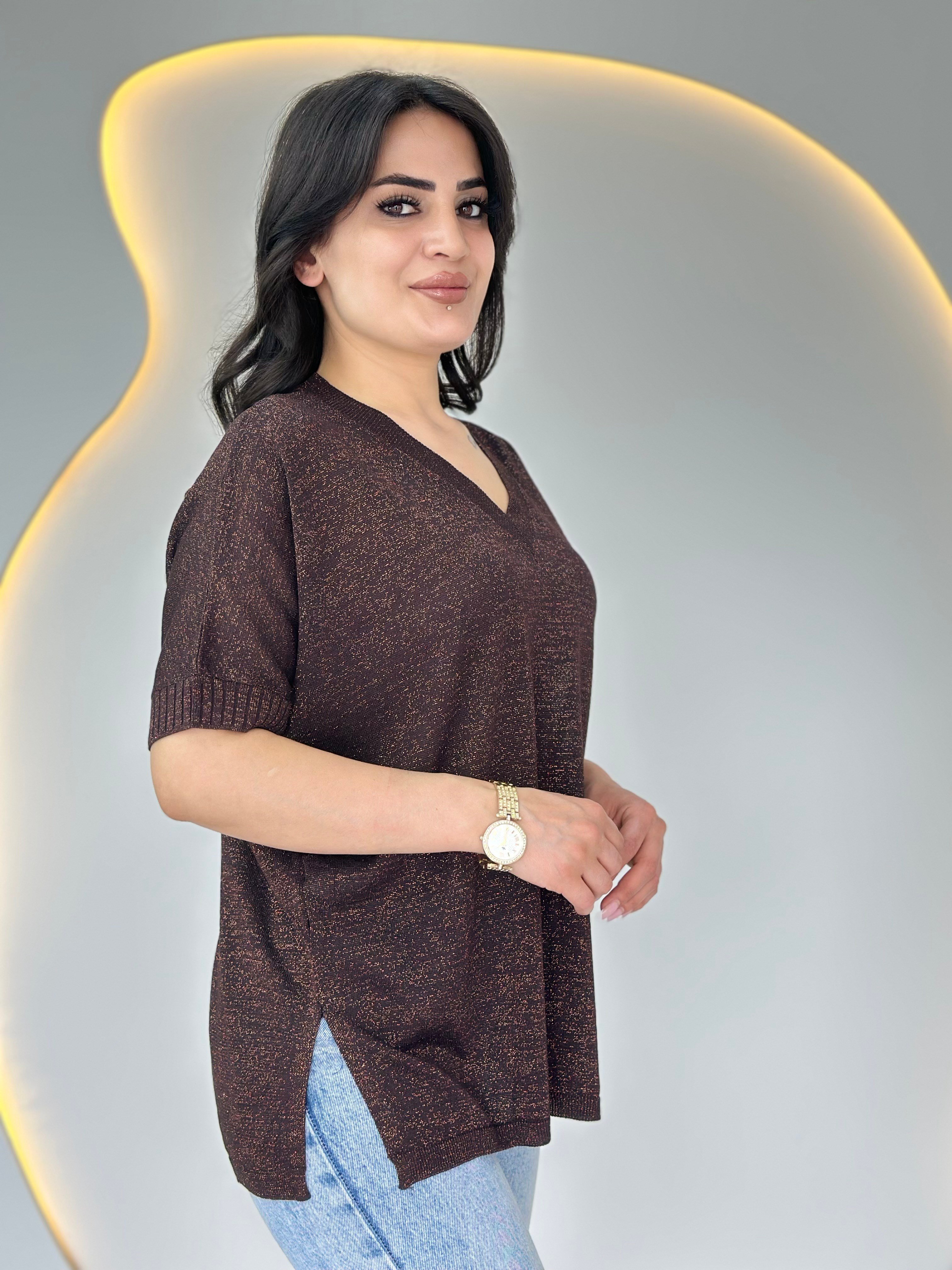 Tommy Bakır V Yaka Ve Kol Detaylı Sim İşlemeli Yırtmaçlı Bluz D132