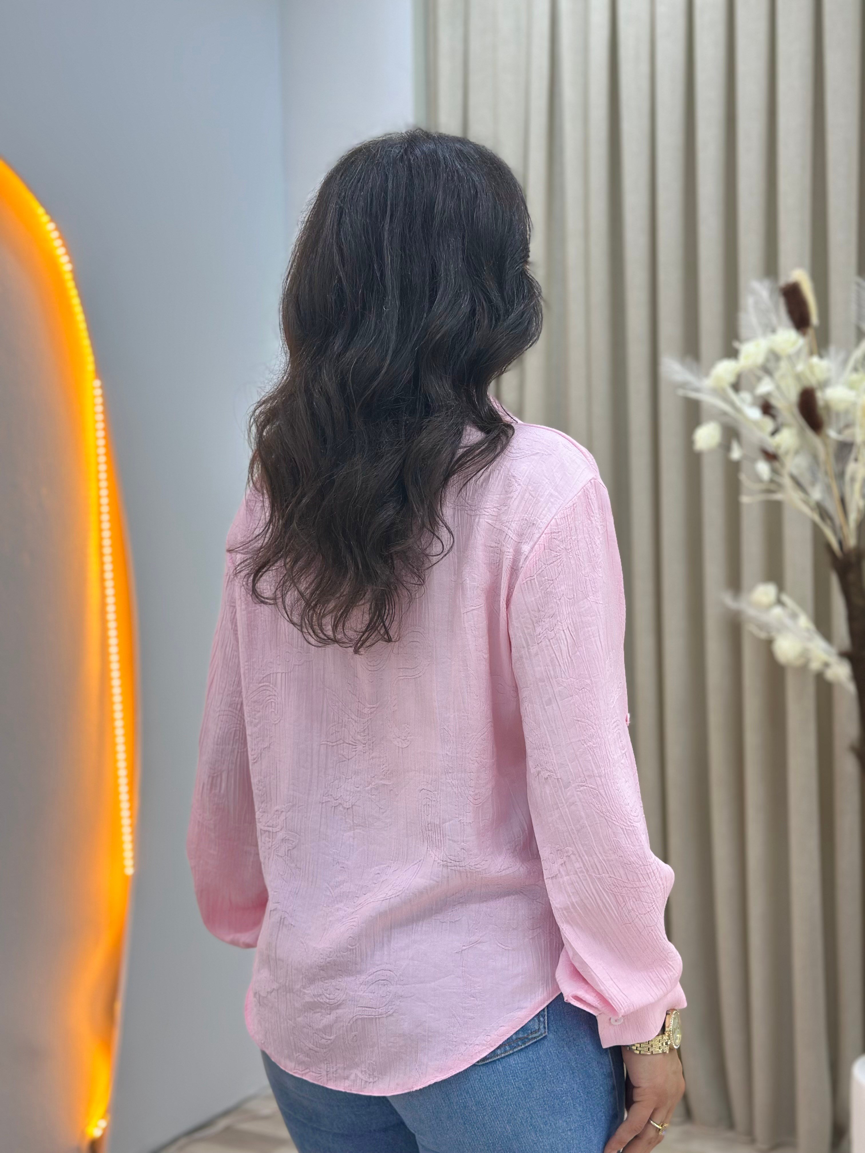 Tuge Pembe Kendinden Desenli Düğmeli Oversize Pamuklu Gömlek D171