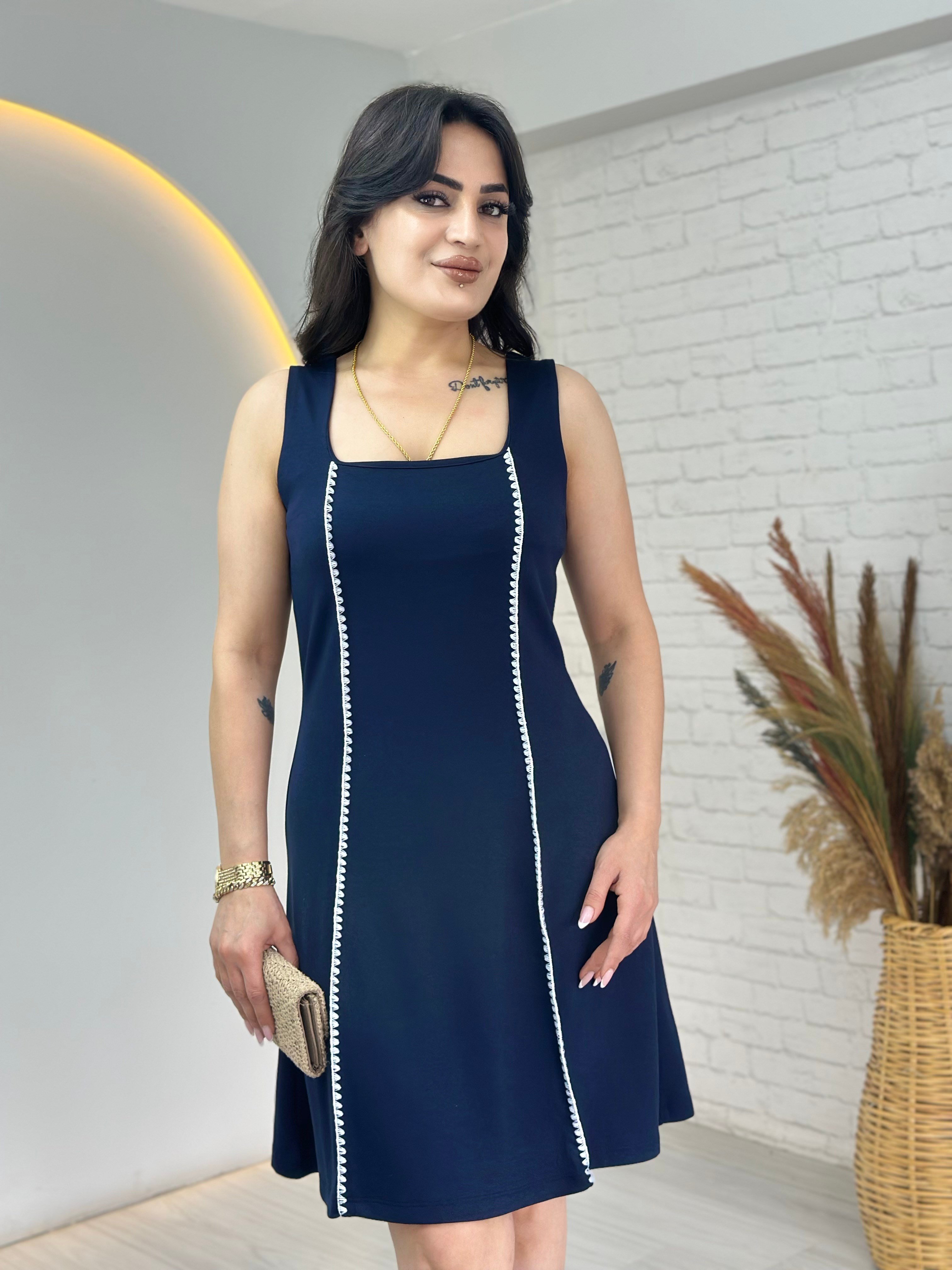 Vireo Lacivert Kare Yaka Biye Detay Modal Elbise D126