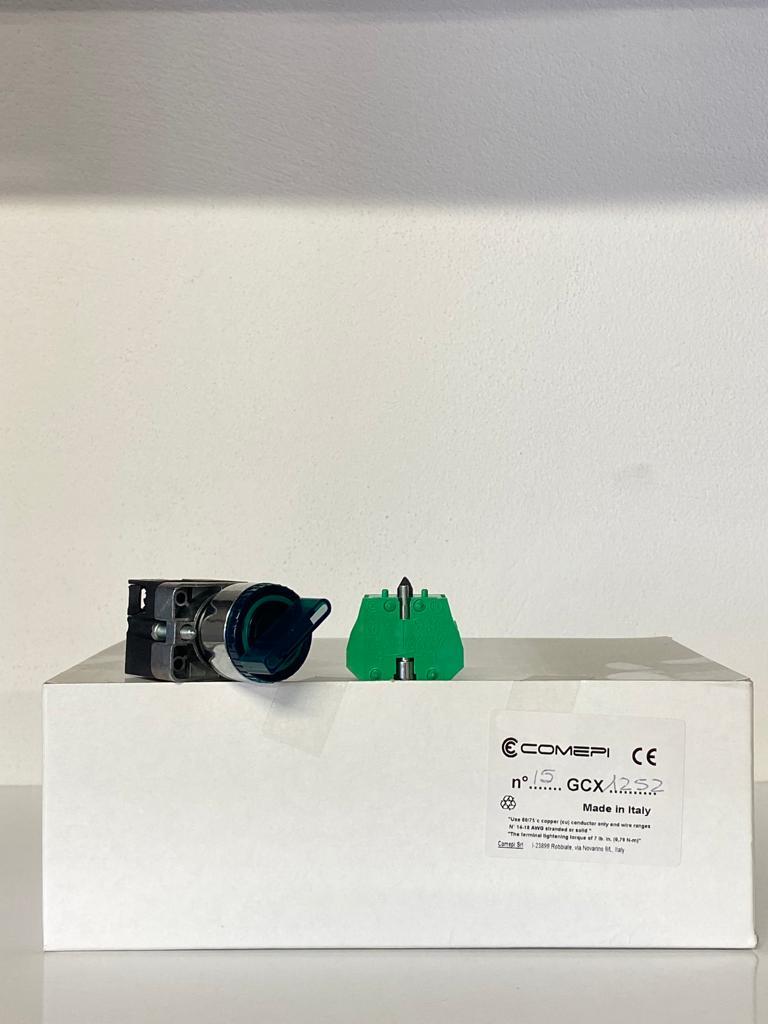 COMEPI 0-1  IŞIKLI MANDAL BUTON YEŞİL Q22mm 2 Pozisyon 1NA kontak düzeni IP65