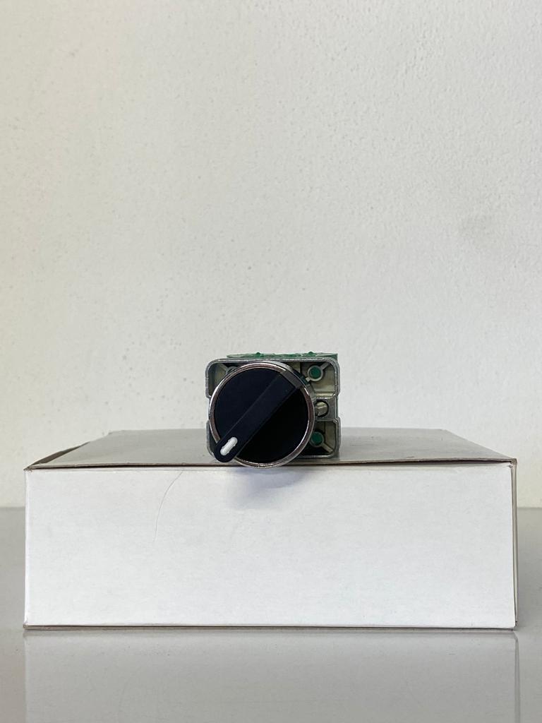 COMEPI METAL KISA MANDALLI BUTON 1-0-2 Kalıcı 3 Pozisyon 2NA kontak düzeni IP65