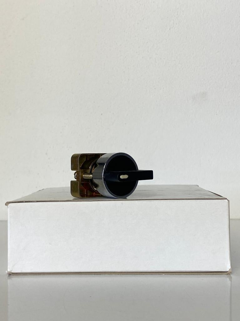 COMEPI METAL KISA MANDALLI BUTON Q22mm Sola yaylı 3 Pozisyon 2NA kontak düzeni IP65