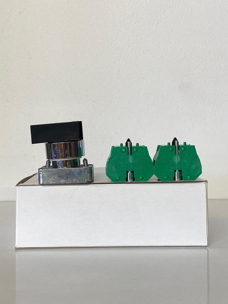 COMEPI METAL UZUN MANDALLI BUTON Q22mm Merkeze Yaylı 3 Pozisyon 2NA kontak düzeni IP65 