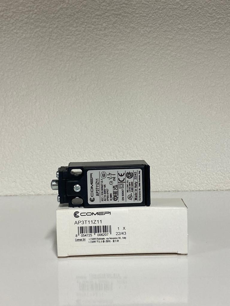 COMEPI PLASTİK LİMİT SWİTCH 30mm Düz çelik pimli 1NA 1NK kontak düzeni IP65 