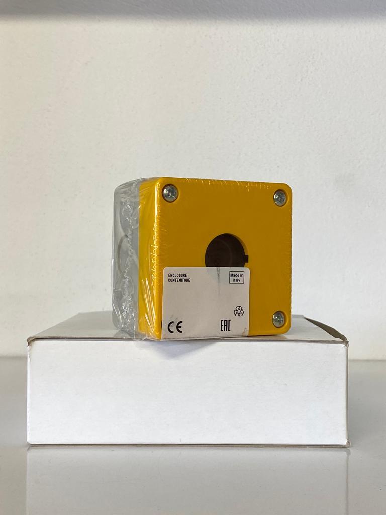 COMEPI TEKLİ KUTU SARI DELİKLİ 70X70X51