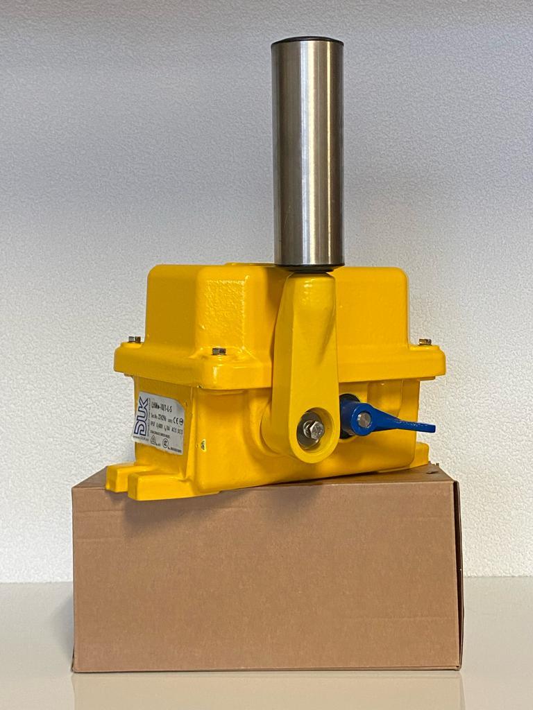 DUK BAND KAYDI 1NO+1NC 230V AC 8A