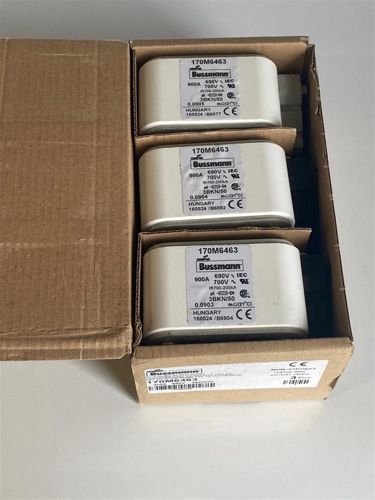Eaton Bussmann170M6463 FUSE 900A 690V 3BKN/50 AR UC  Bussmann170M6463 FUSE 900A 690V 3BKN/50 AR UC  Bussmann