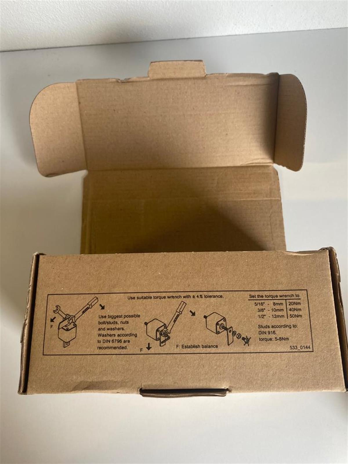 Eaton Bussmann170M6463 FUSE 900A 690V 3BKN/50 AR UC  Bussmann170M6463 FUSE 900A 690V 3BKN/50 AR UC  Bussmann