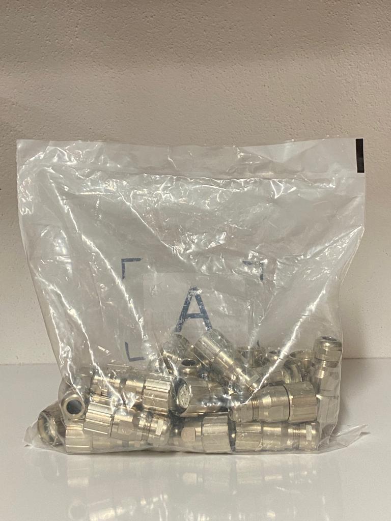 S2BG12 12 PİN BAUMER SOKET