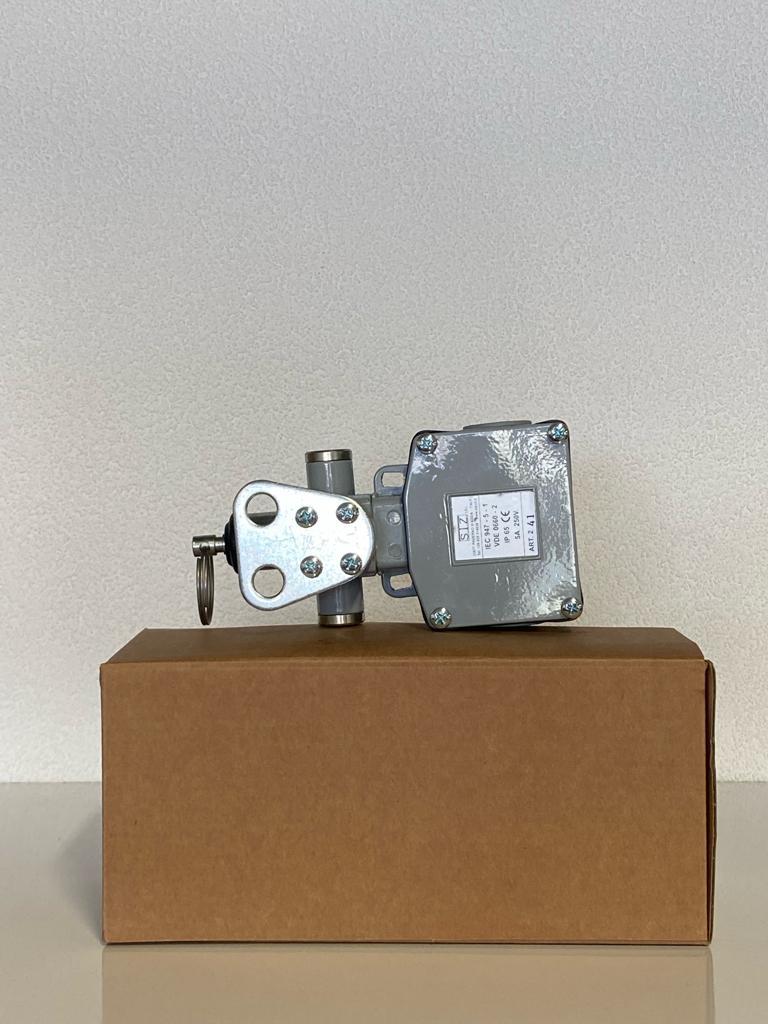 STZ HALATLI EMİNİYET ŞALTERİ