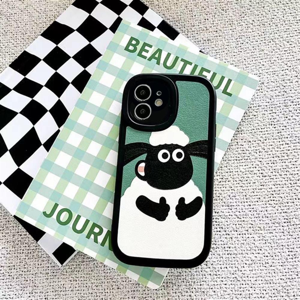 iphone-11-koyun-yuvarlak-kamera-tasari-a111b0.jpeg