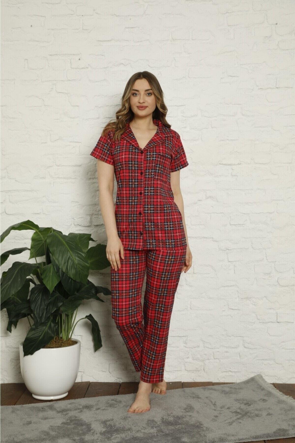Koyu Kırmızı Rengi Önden Düğmeli Pötikareli Pijama Takımı