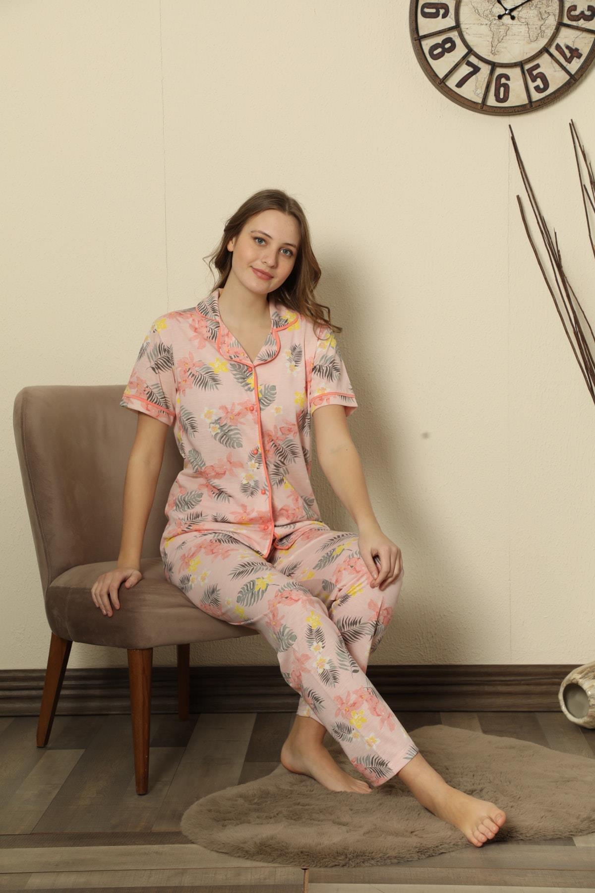 Somon Rengi Yeşil Yaprak Baskılı Önden Düğmeli Pijama Takımı