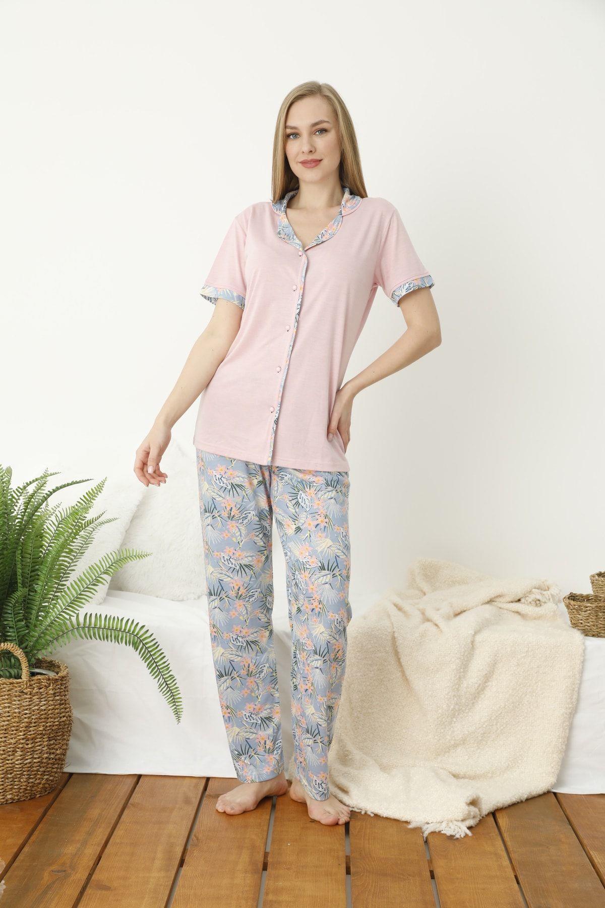 Üstü Pembe Altı Mavi Çiçek Baskılı Önden Düğmeli Pijama Takımı