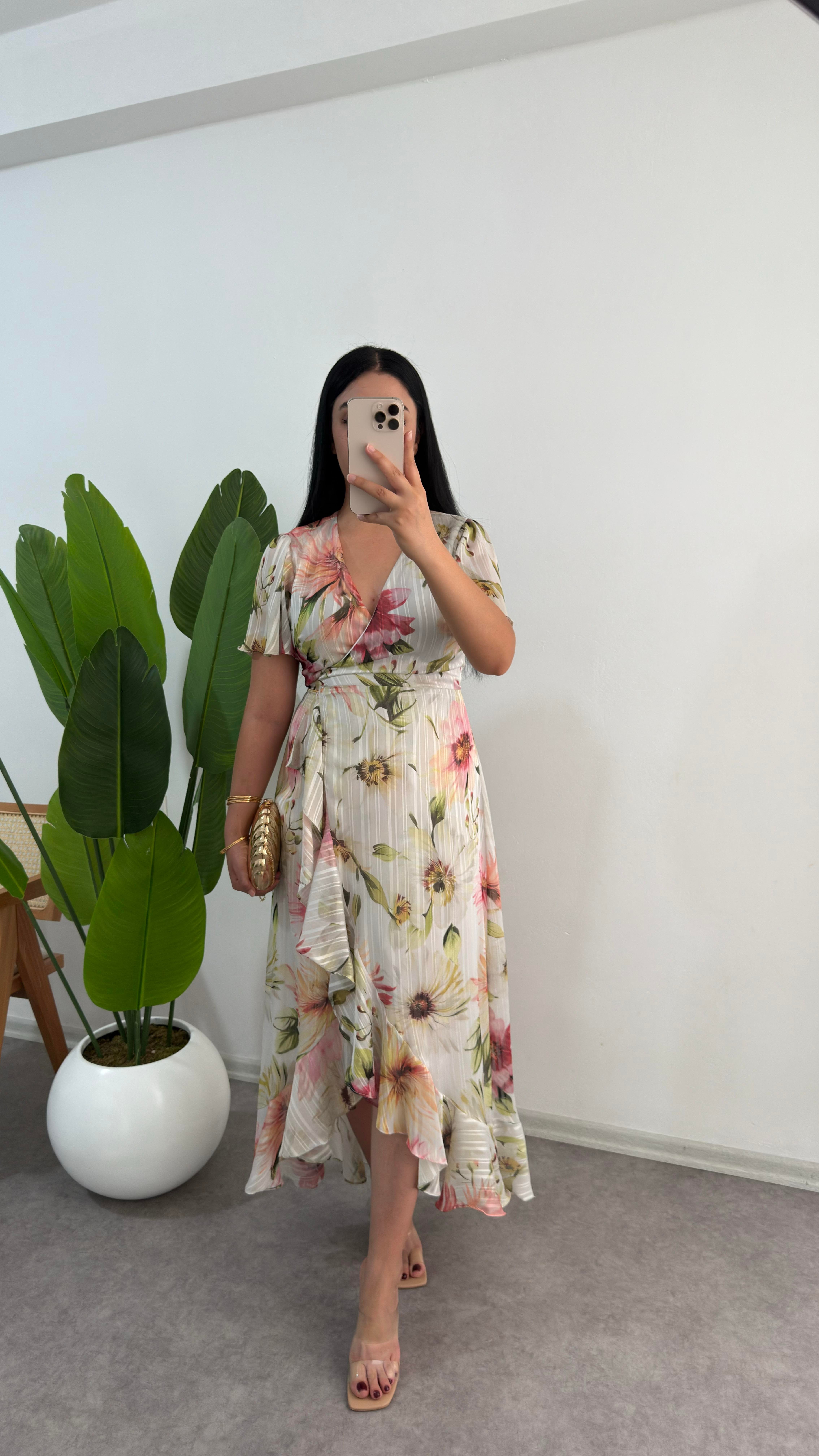 Anvelop Model Gs Elbise