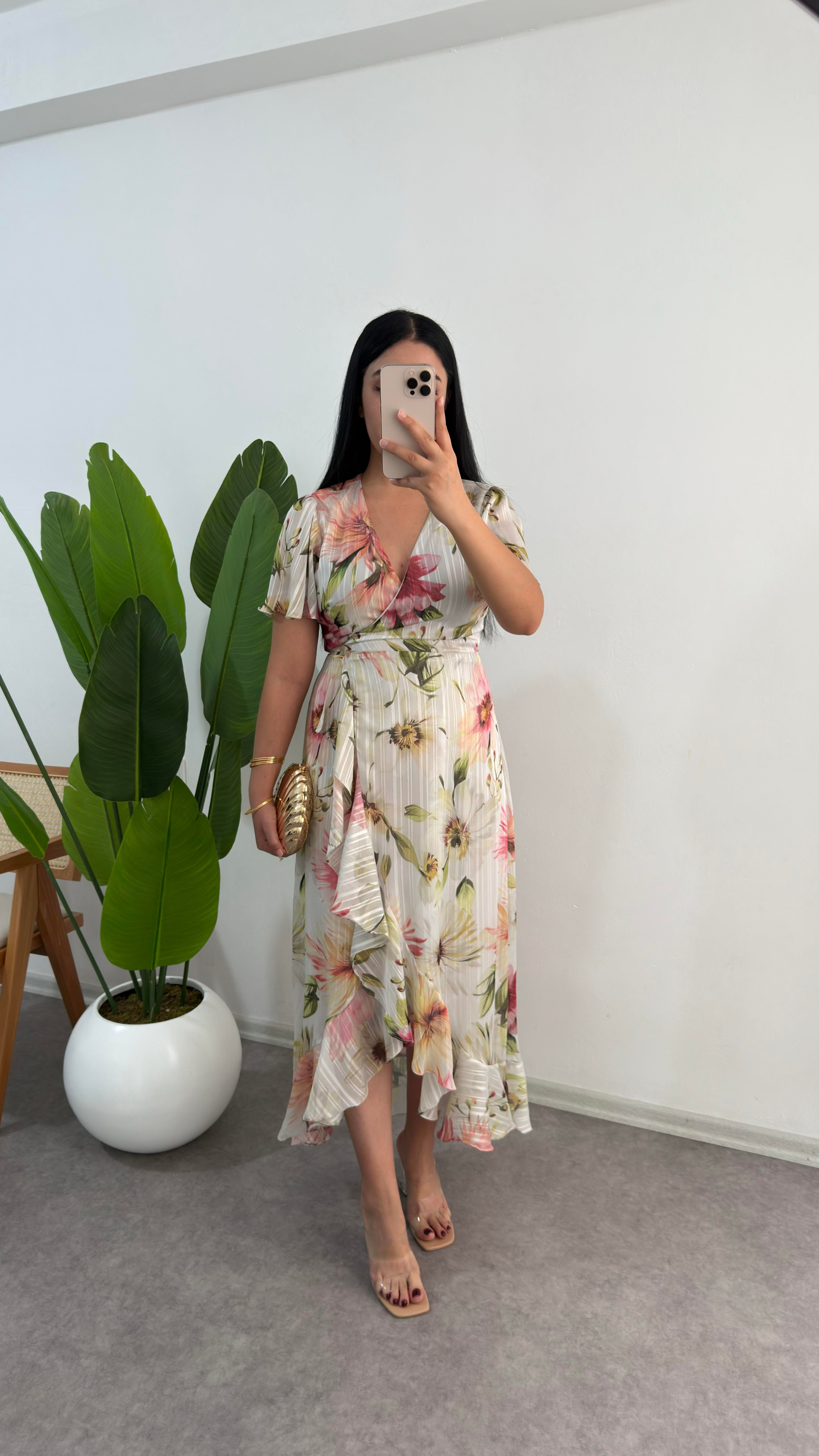 Anvelop Model Gs Elbise