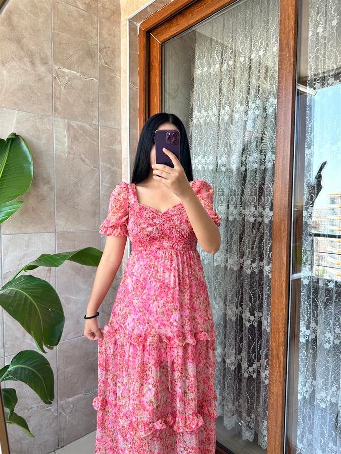 Çiçekli şifon elbise 