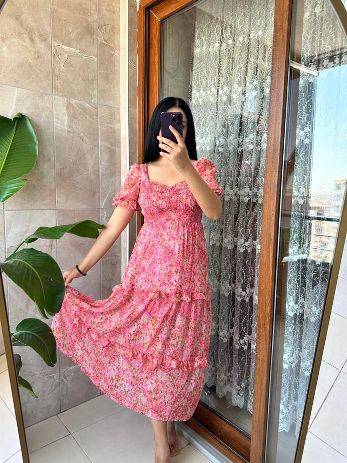 Çiçekli şifon elbise 