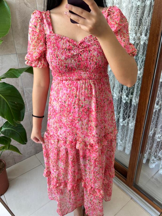 Çiçekli şifon elbise 