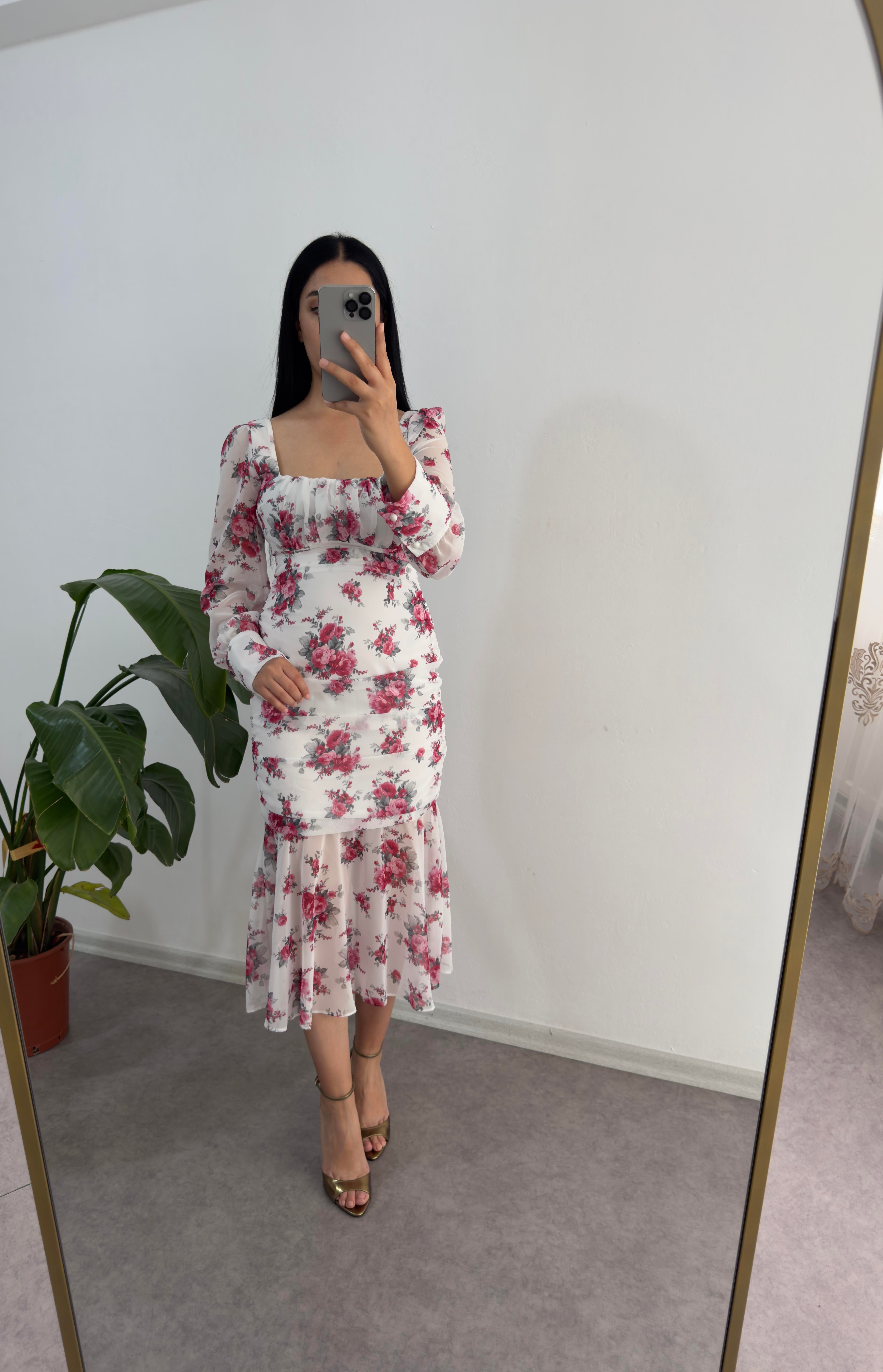 Çiçekli Şifon Elbise 