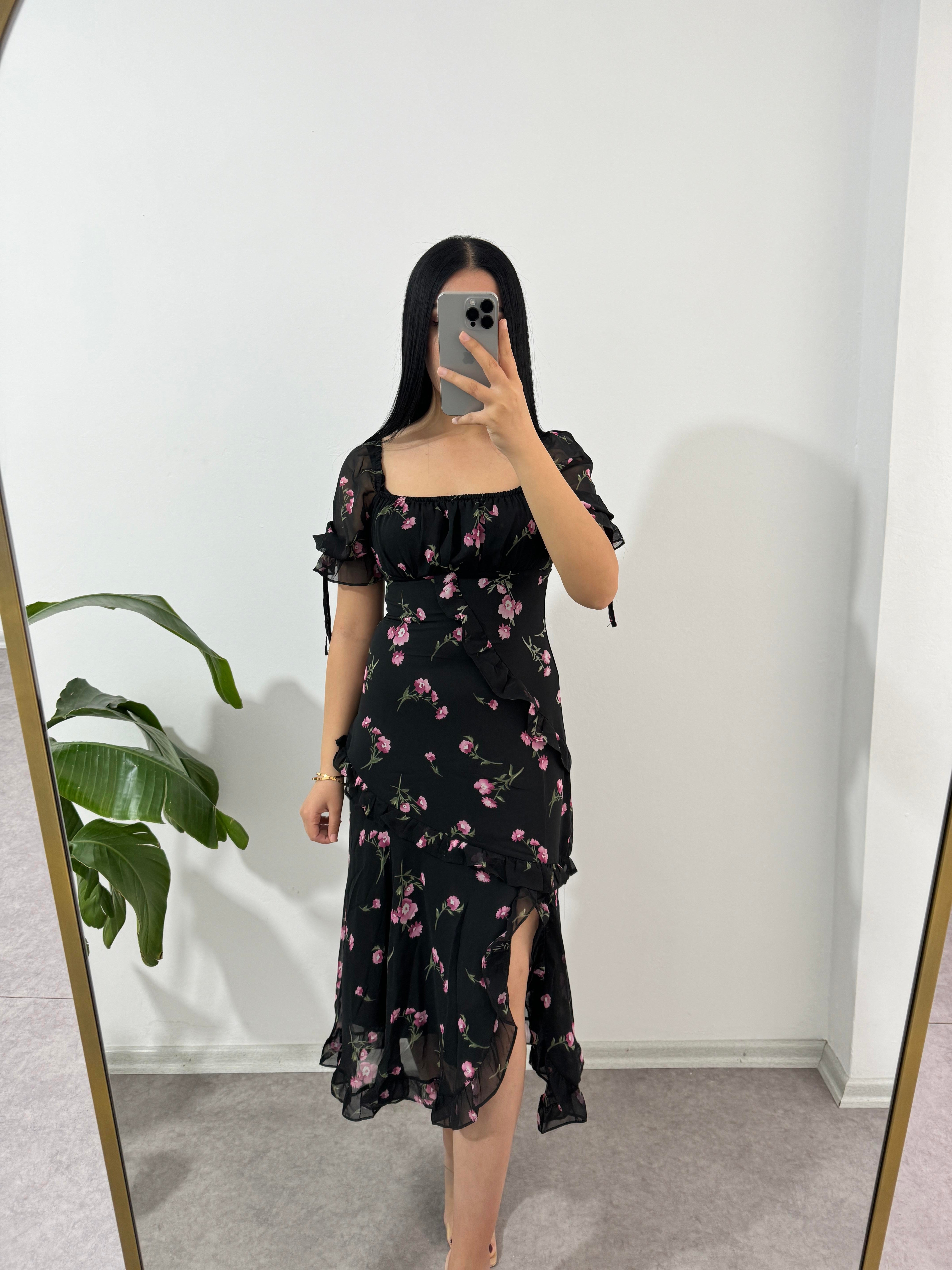 Çiçekli Şifon Elbise 