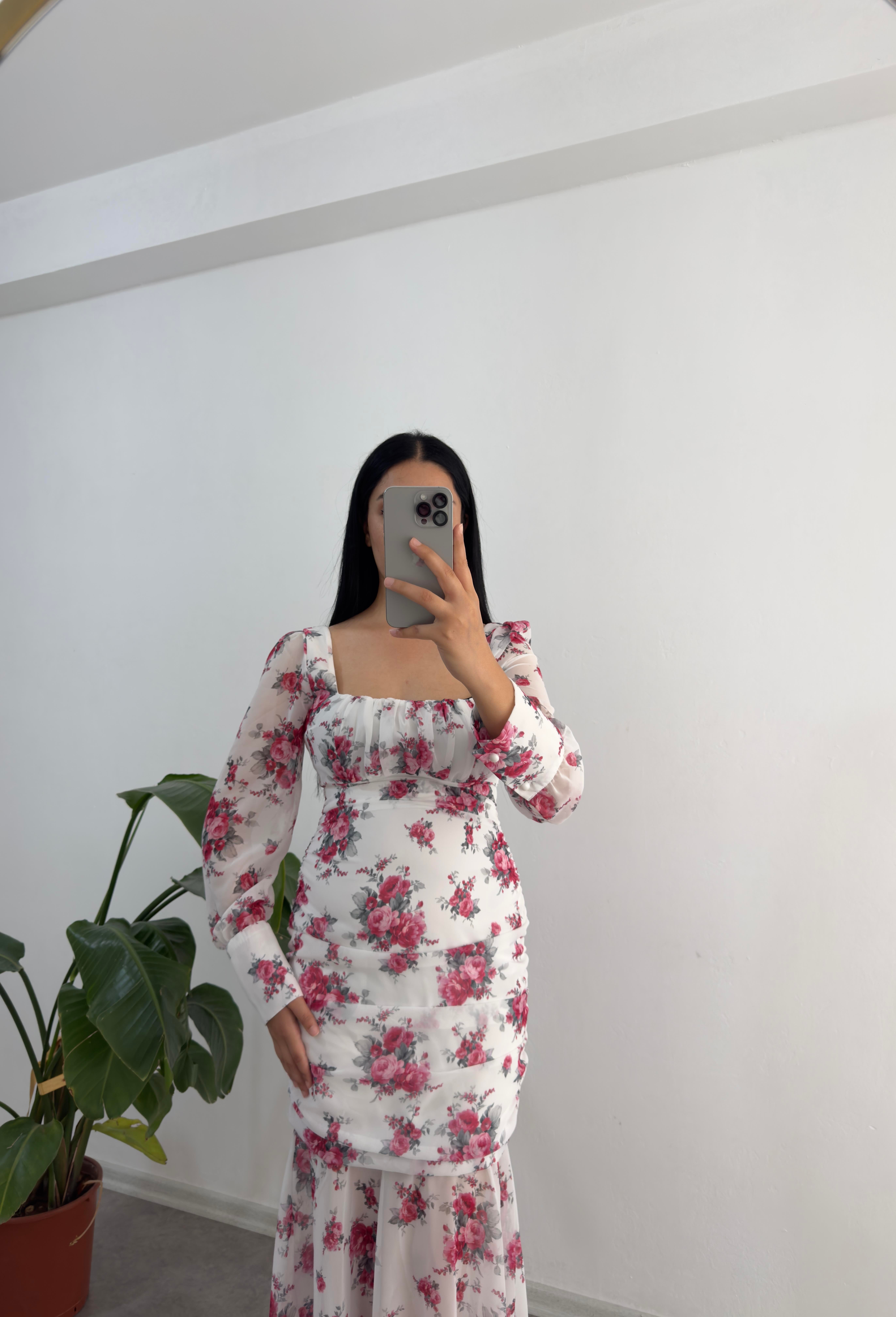 Çiçekli Şifon Elbise 