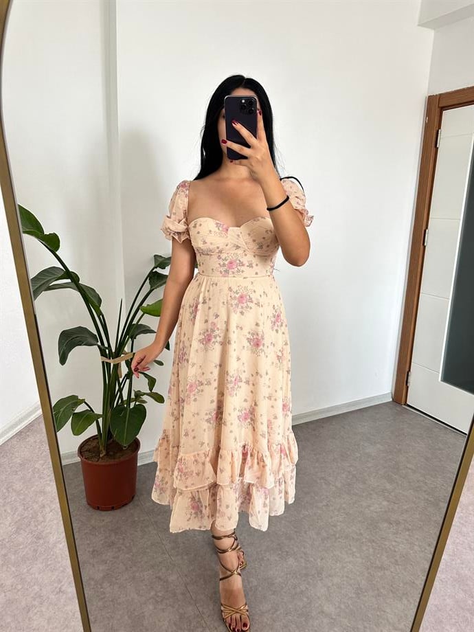 Çiçekli şifon elbise