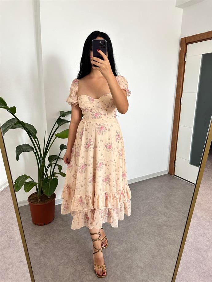 Çiçekli şifon elbise