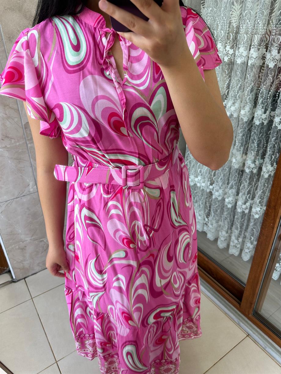 DESENLİ KEMERLĞİ ELBİSE