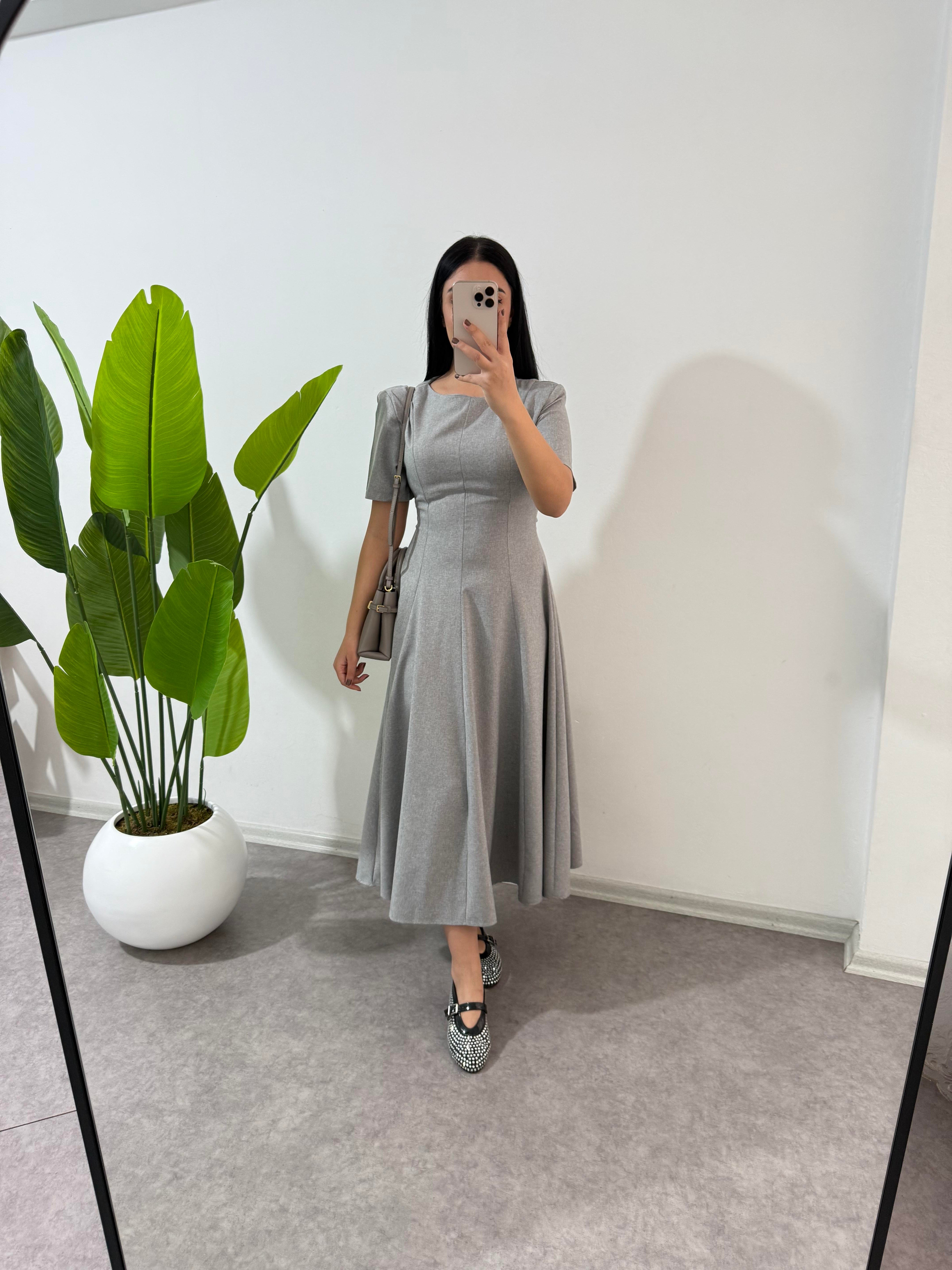 Gri Setre Midi Boy Elbise