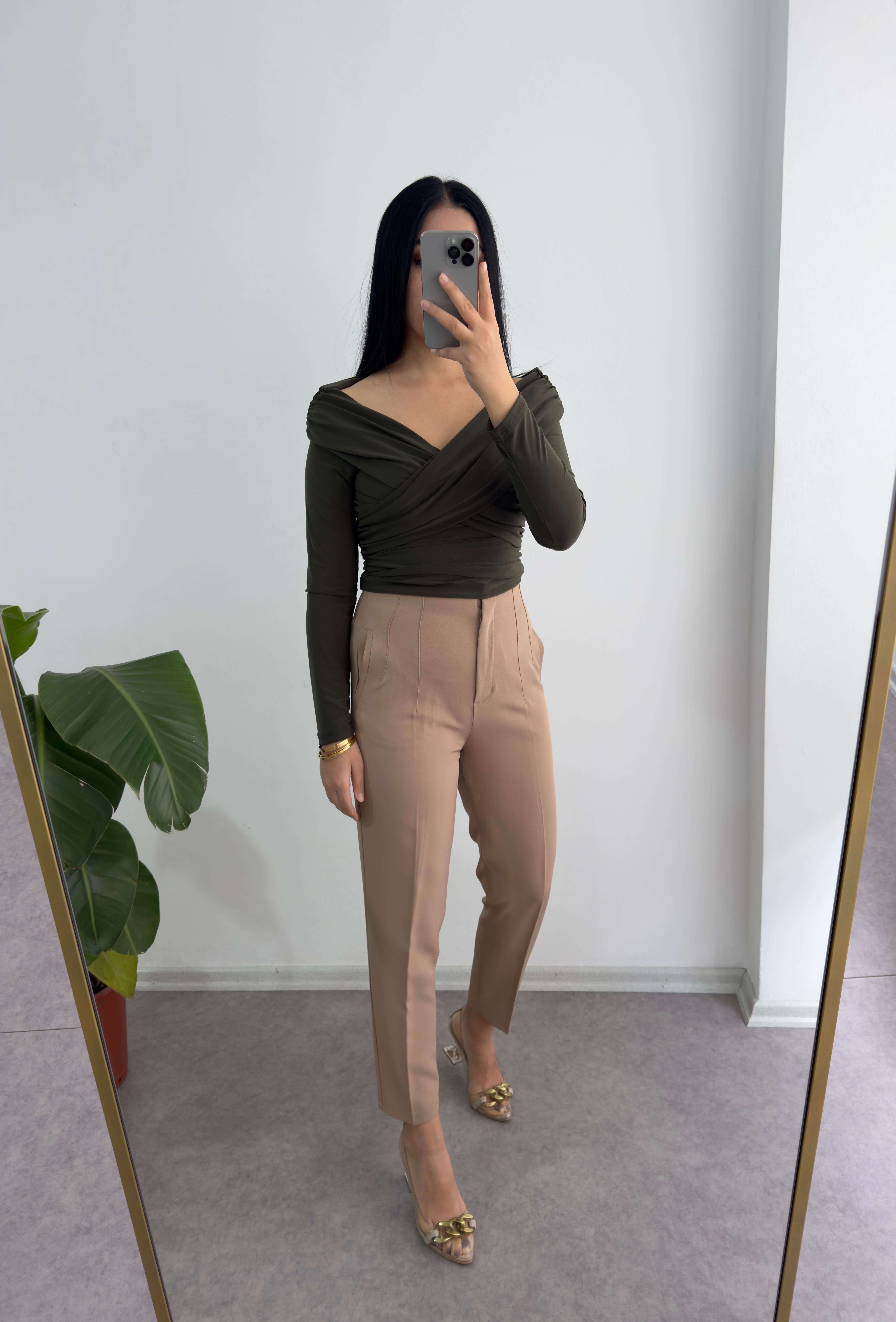 Hakki Yeşili Çapraz Yaka Bluz