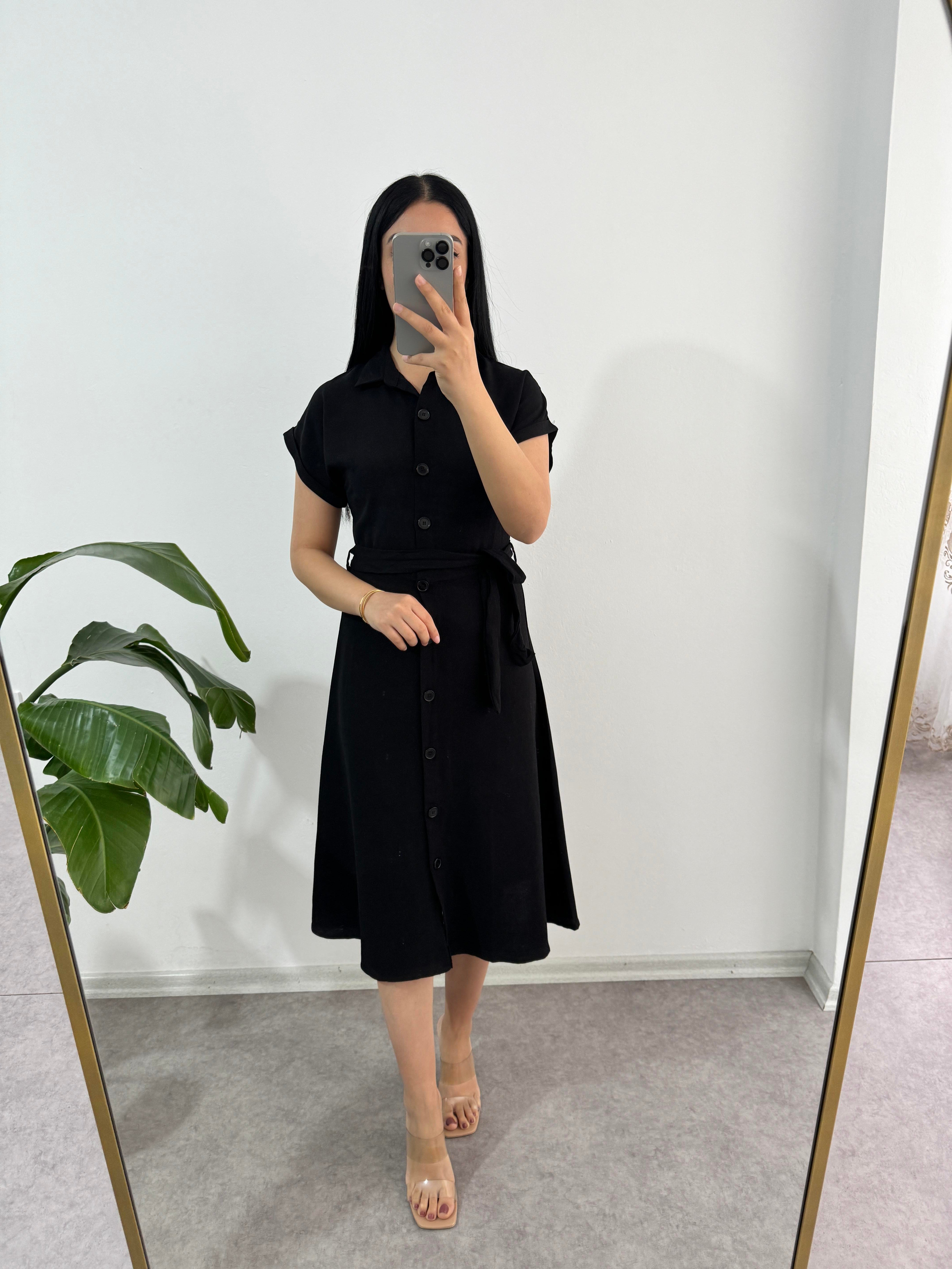 Keten Düğmeli Siyah Elbise