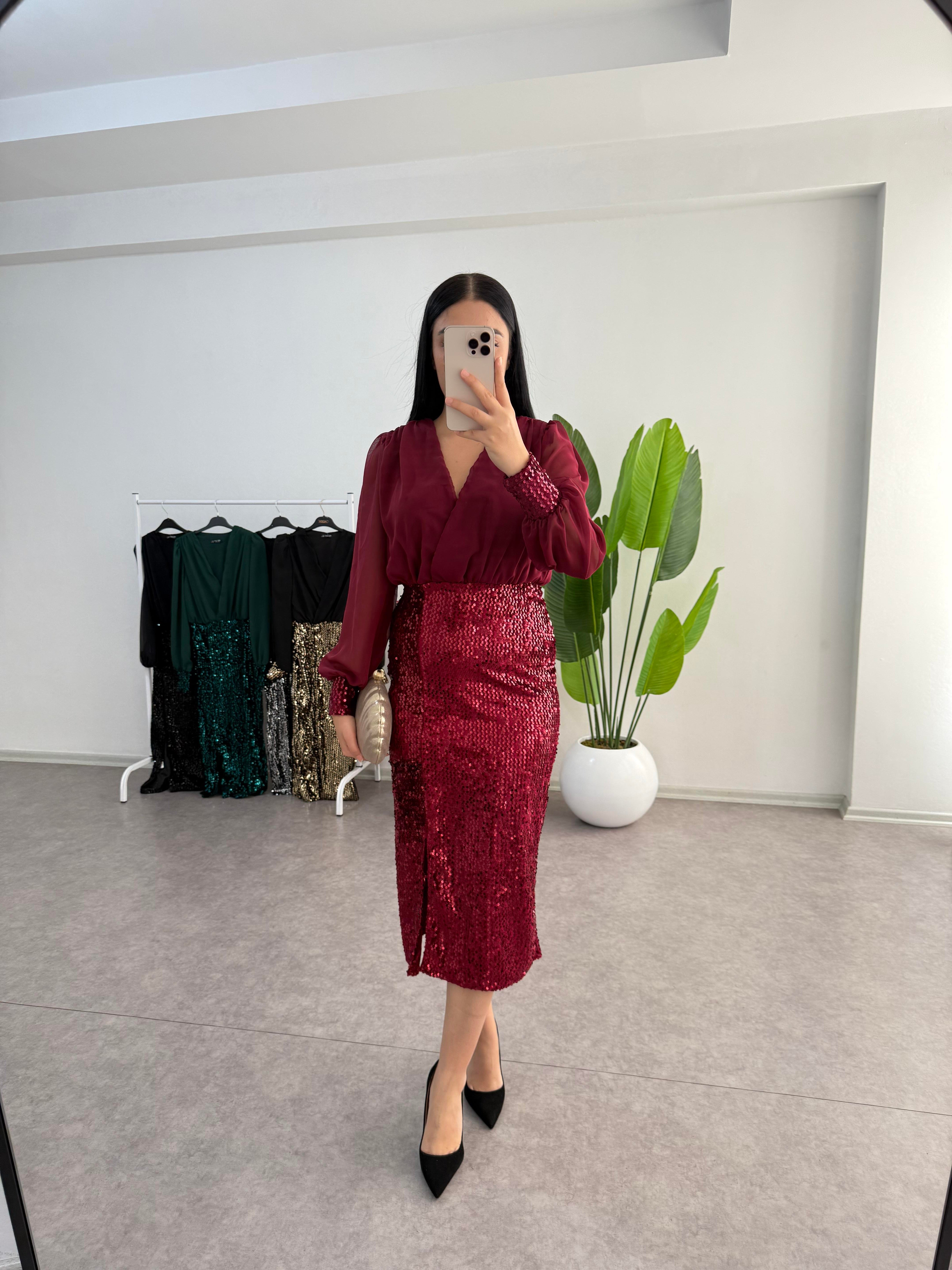 Kırmızı Payetli Elbise