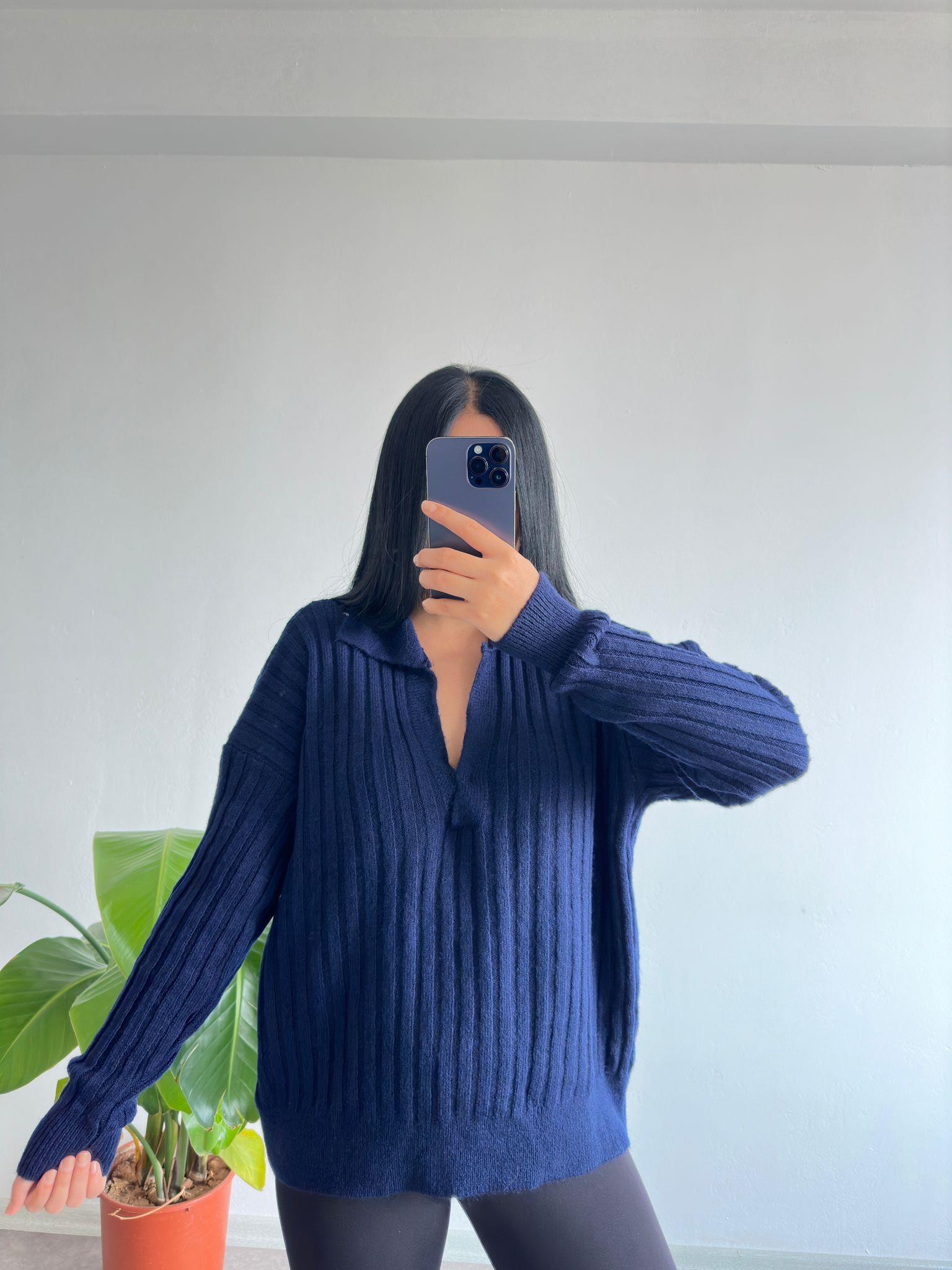 Lacivert v yaka oversize triko