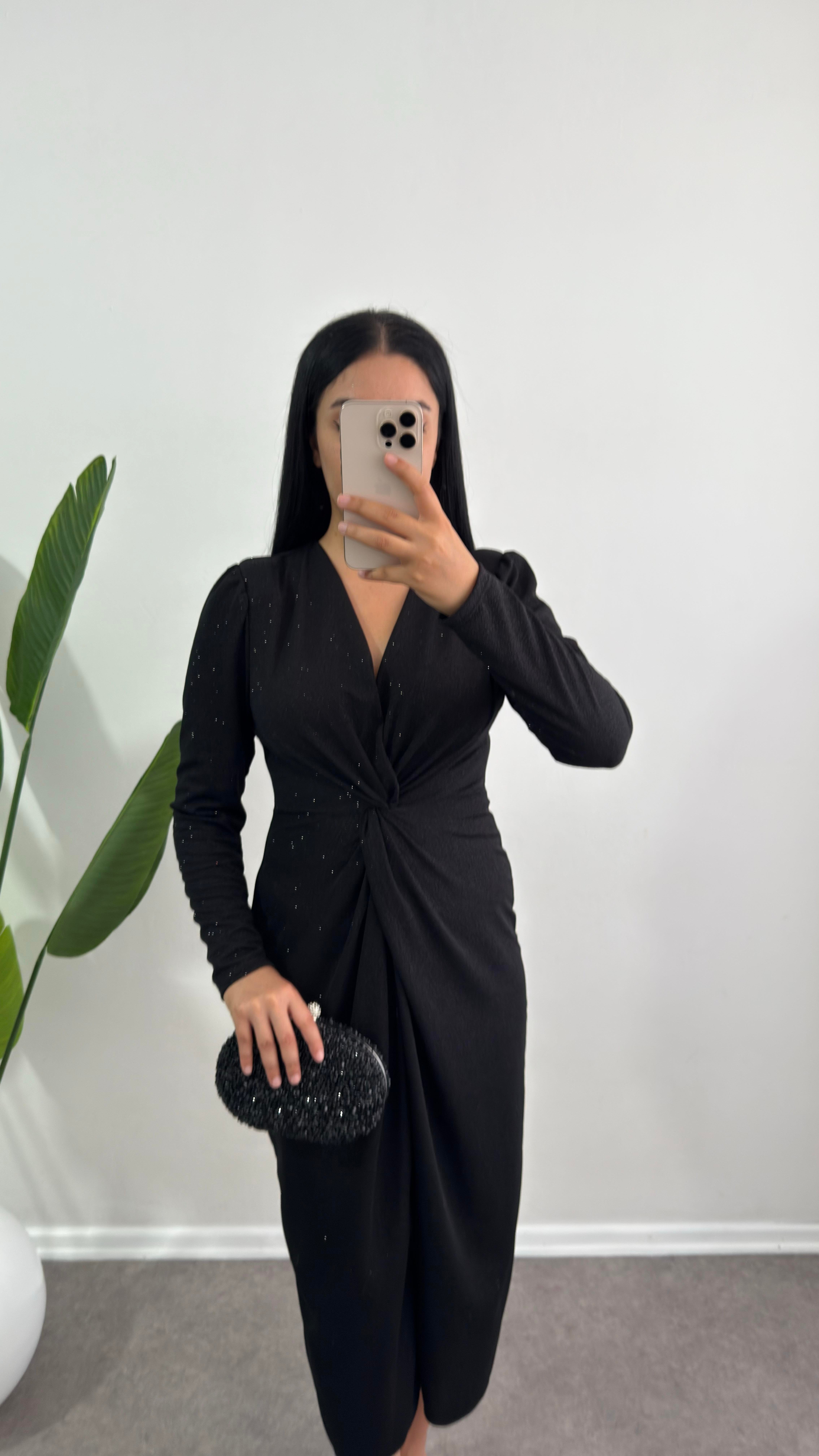 Laren Drapeli Simli Siyah Elbise