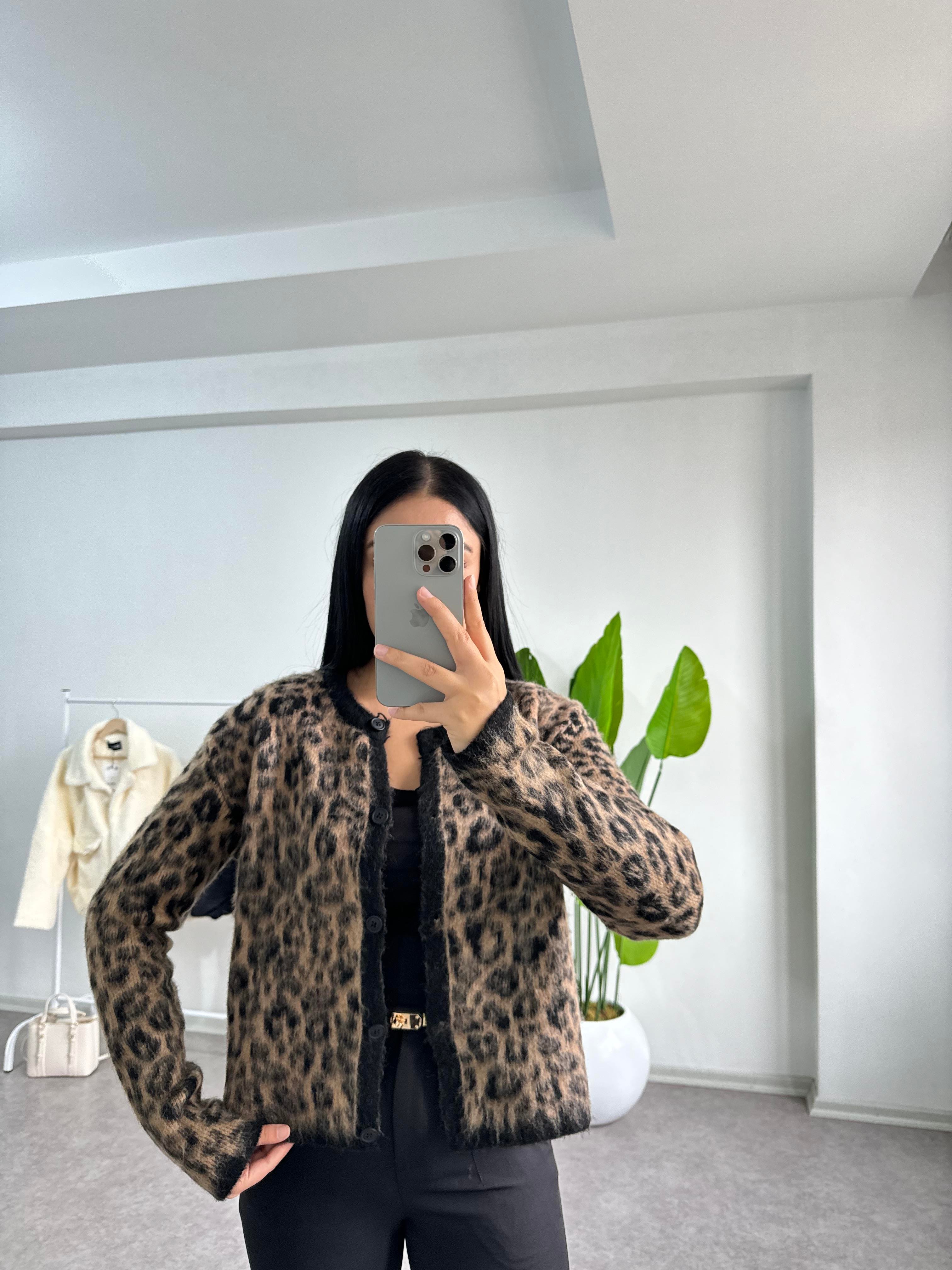 Leopar Sakallı Triko Hırka